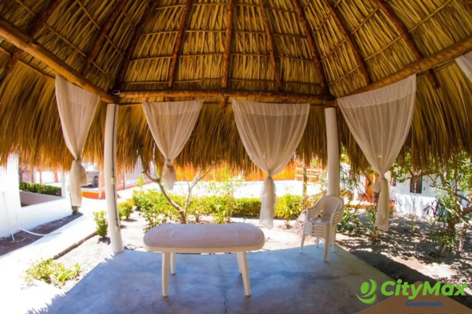 Lindo Chalet en Venta en Monterrico Guatemala - foto 9