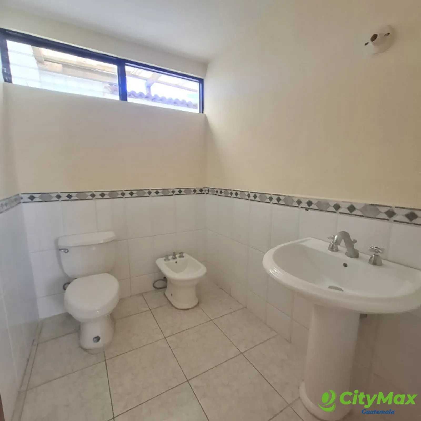 Casa en Venta  y renta carretera San José Pinula - foto 13