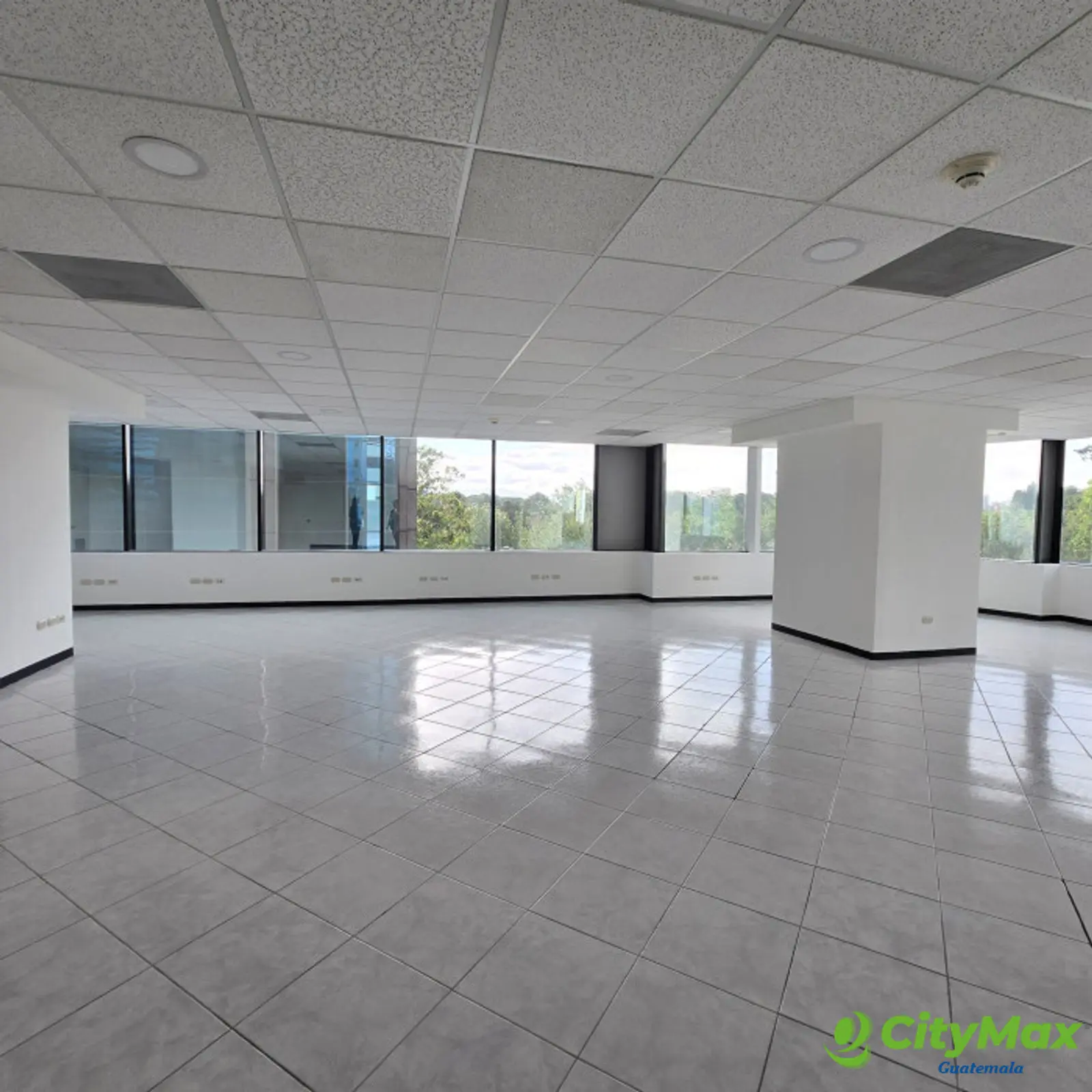 En renta en zona 14 Guatemala Oficina Comercial - foto 11