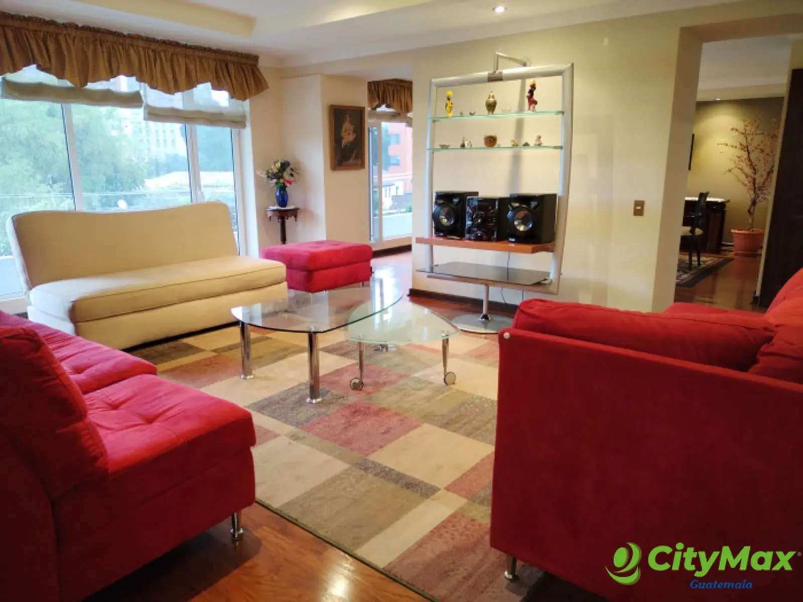 Apartamento en venta zona 10 con 3 habitaciones  - foto 3