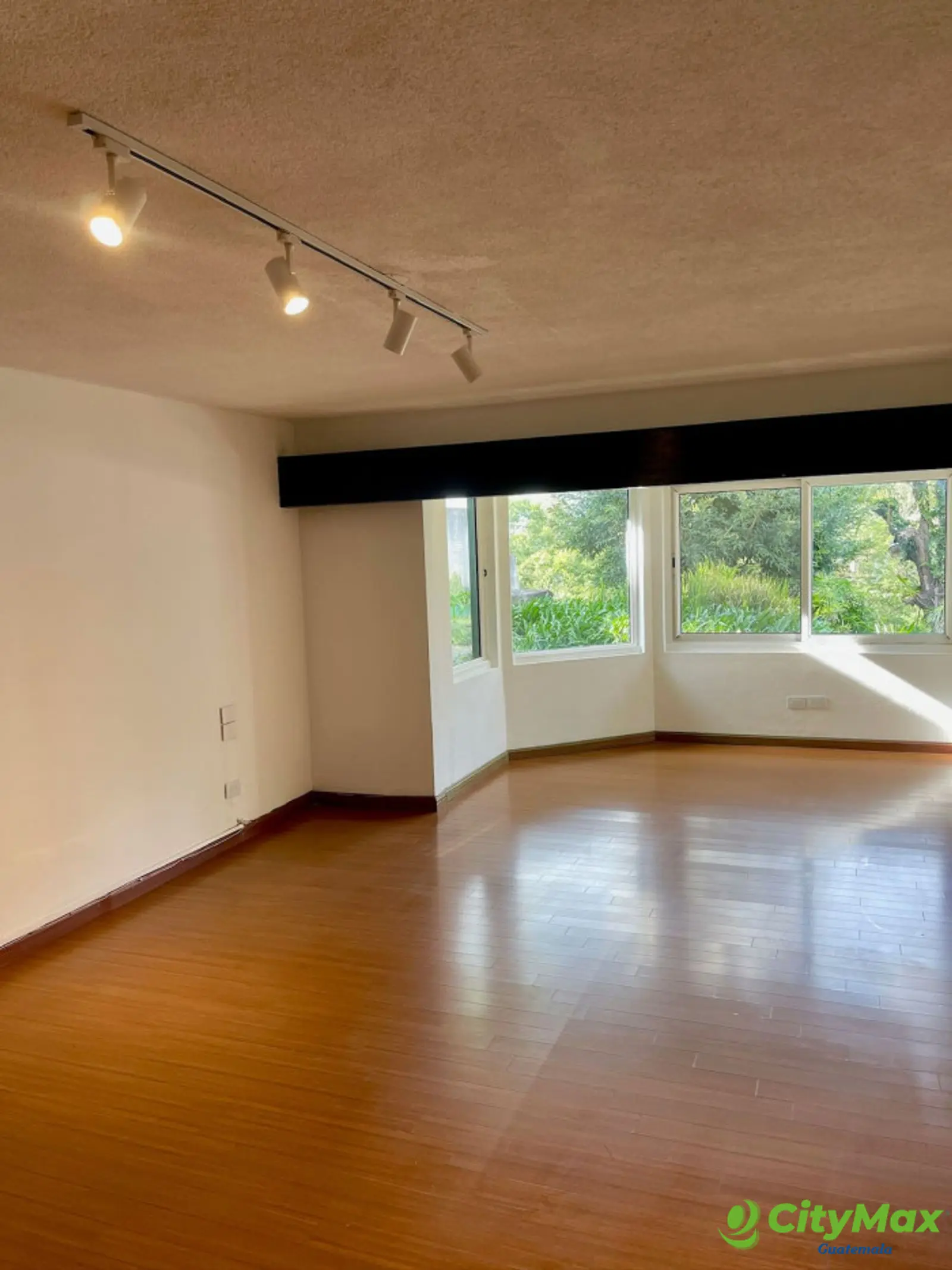 Casa residencial en San Rafael a un costado del Hilton - foto 10