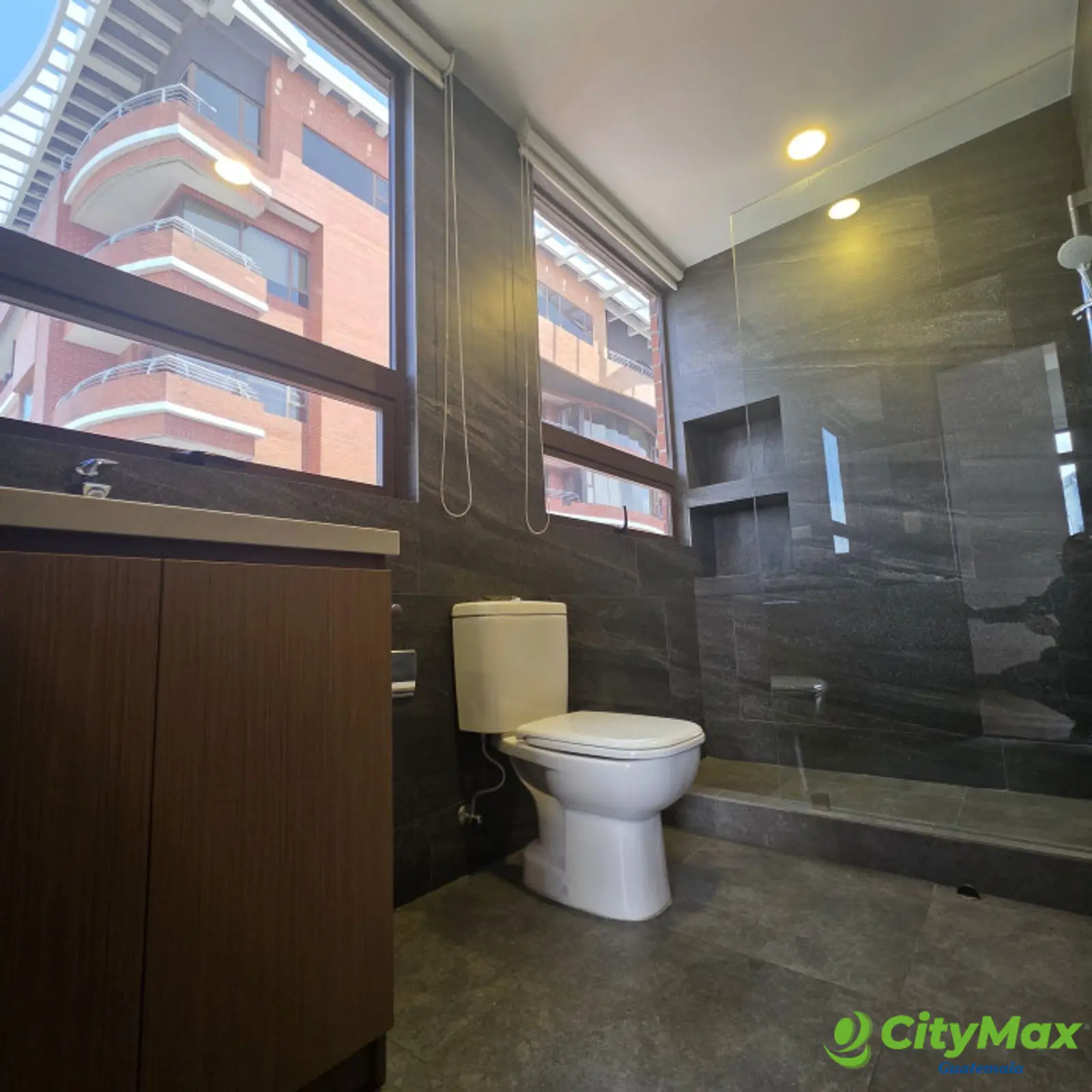 Apartamento en zona 10 Ciudad de Guatemala - foto 16