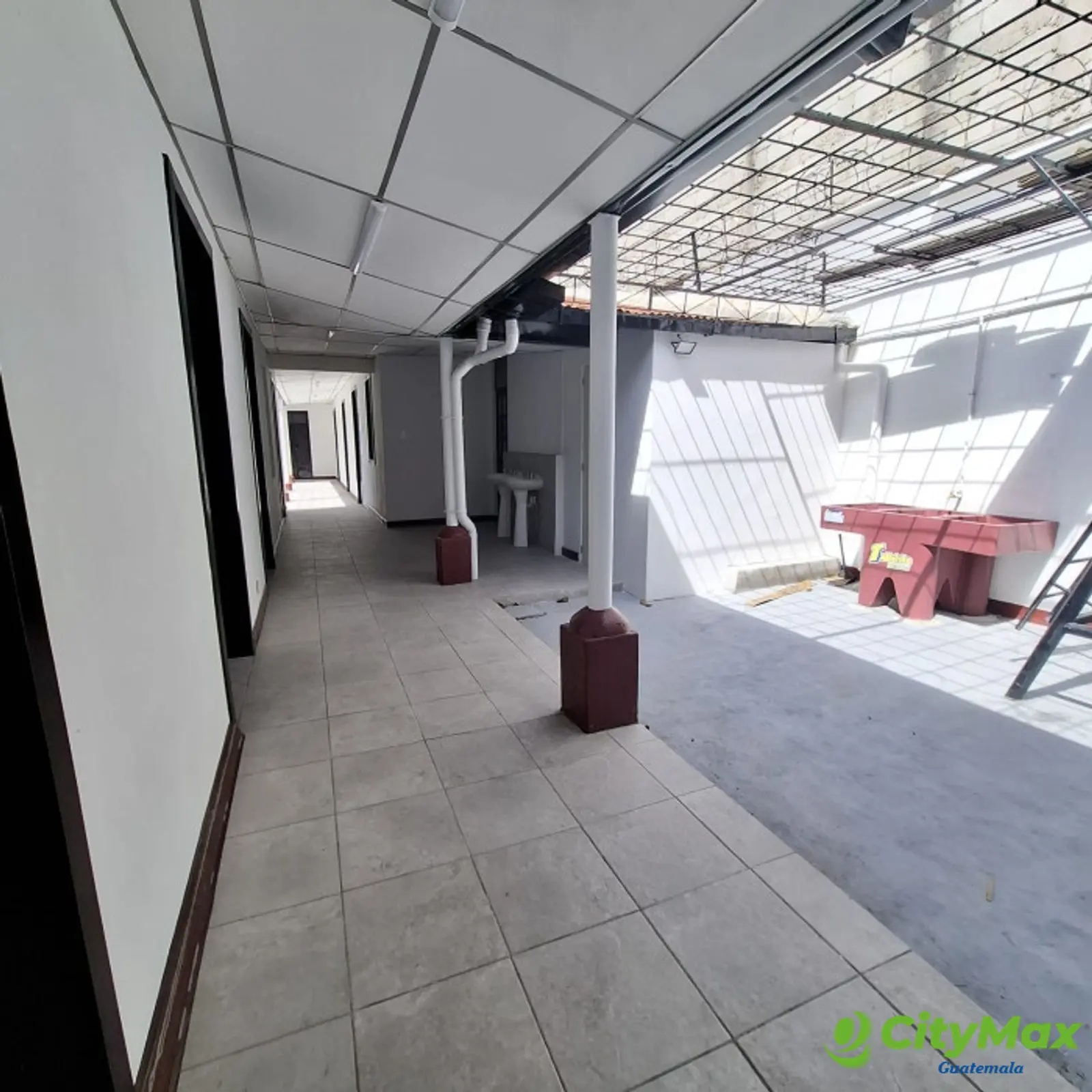 Casa de renta de uso comercial en zona 1 Guatemala - foto 10