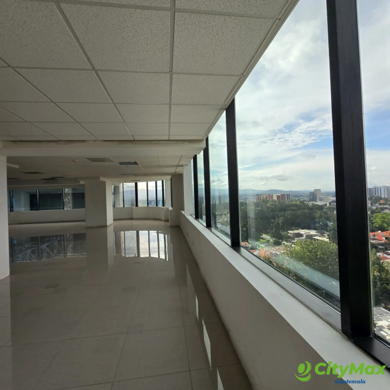En renta oficina comercial en zona 14 Guatemala - foto 10