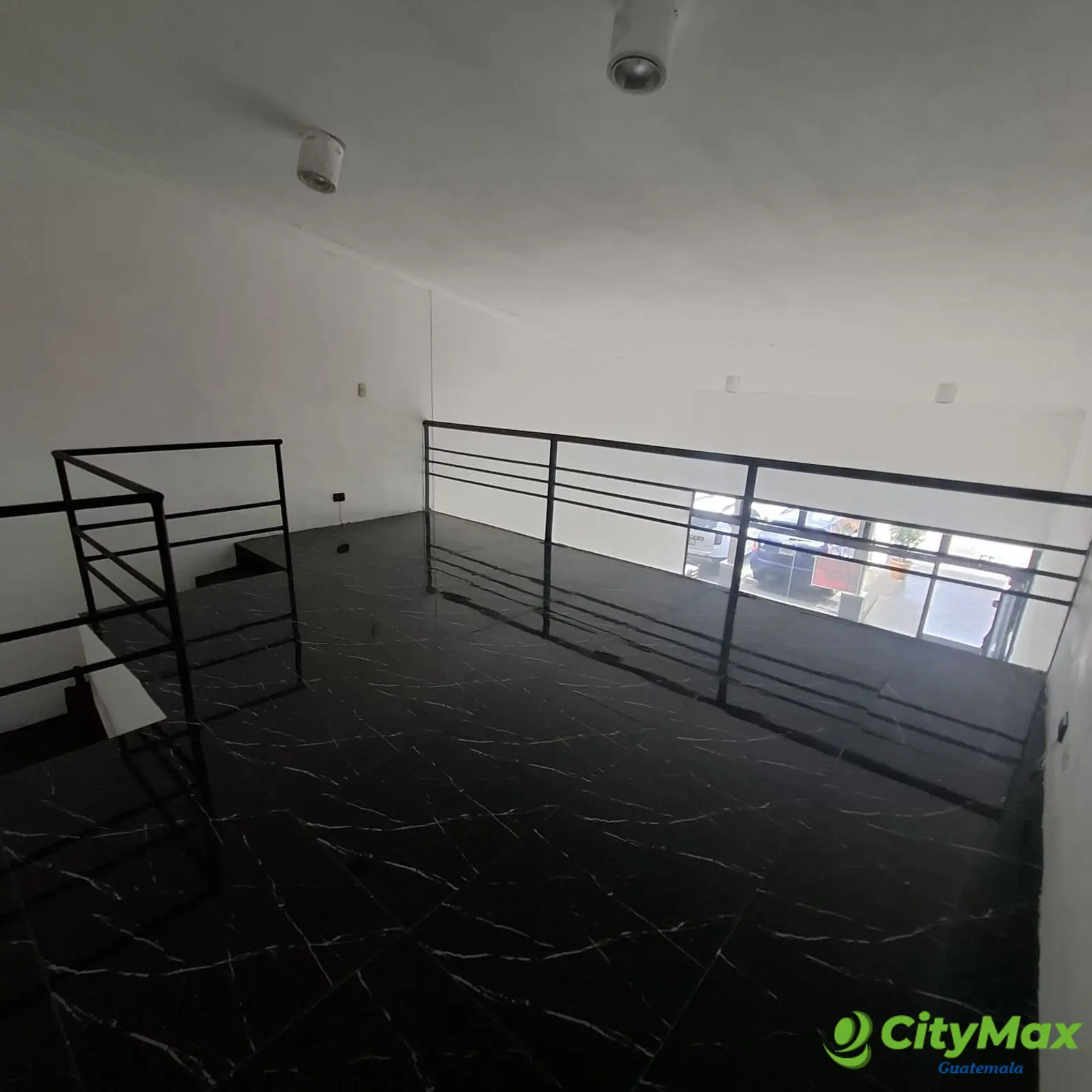 Local comercial en Alquiler en Zona 10 Guatemala - foto 2