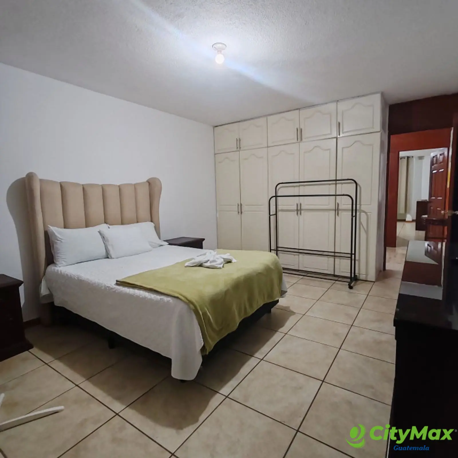 Apartamento amueblado de 2 habitaciones en Zona 15 - foto 8