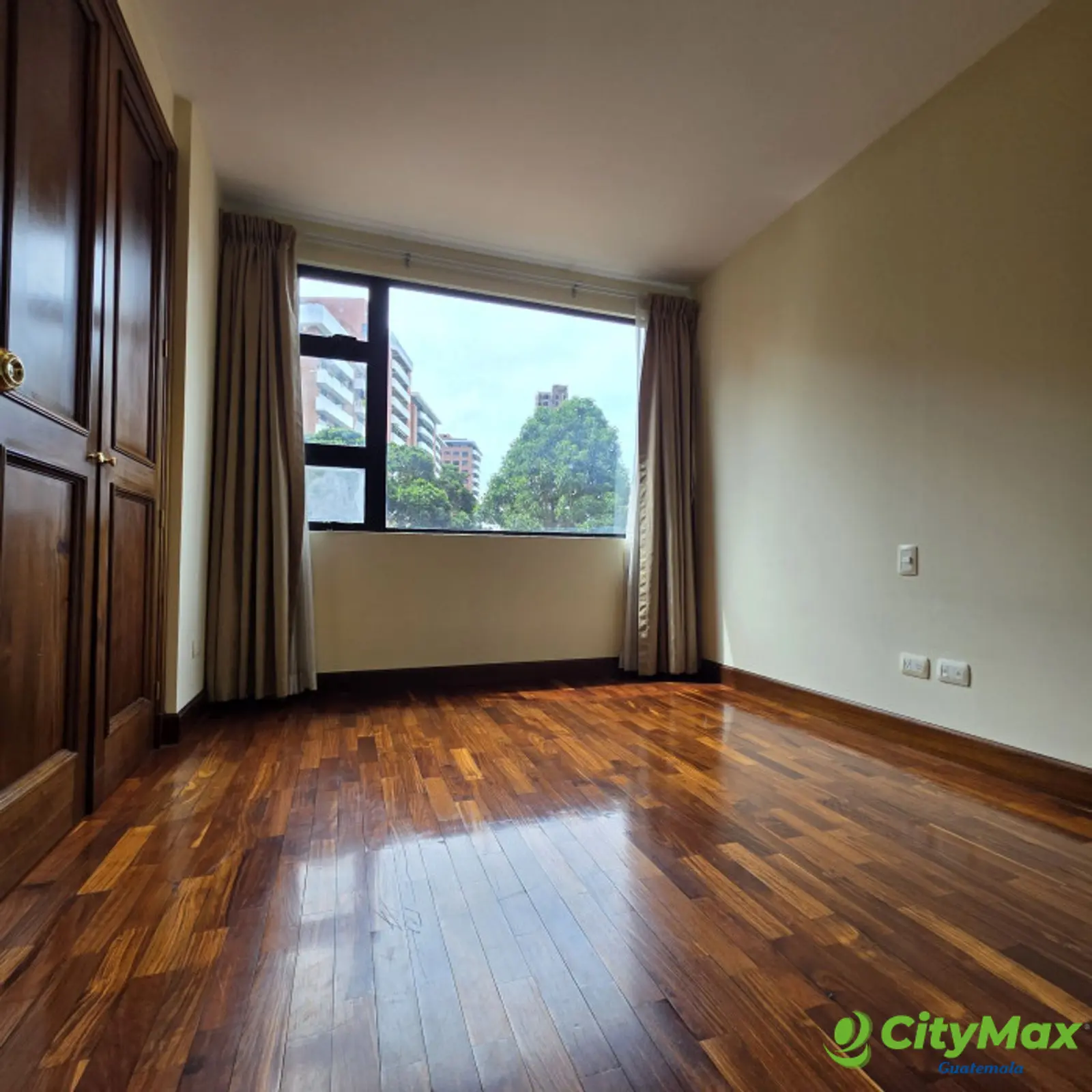 Apartamento En Renta en Zona 10 Altos De Santa Clara - foto 18