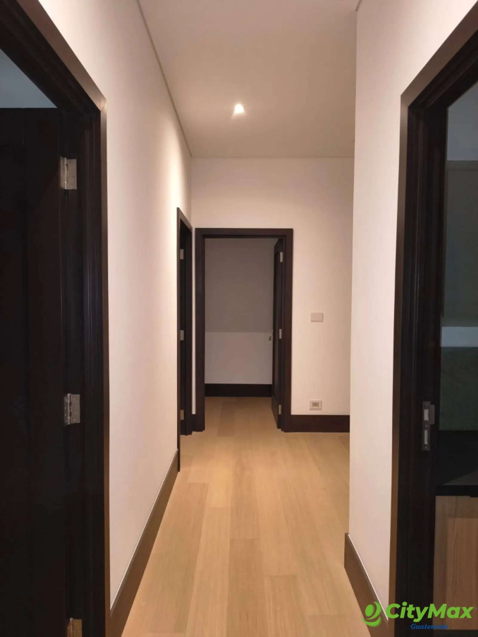 Lujoso Penthouse en Renta en CAYALA en Zona 16 - foto 9