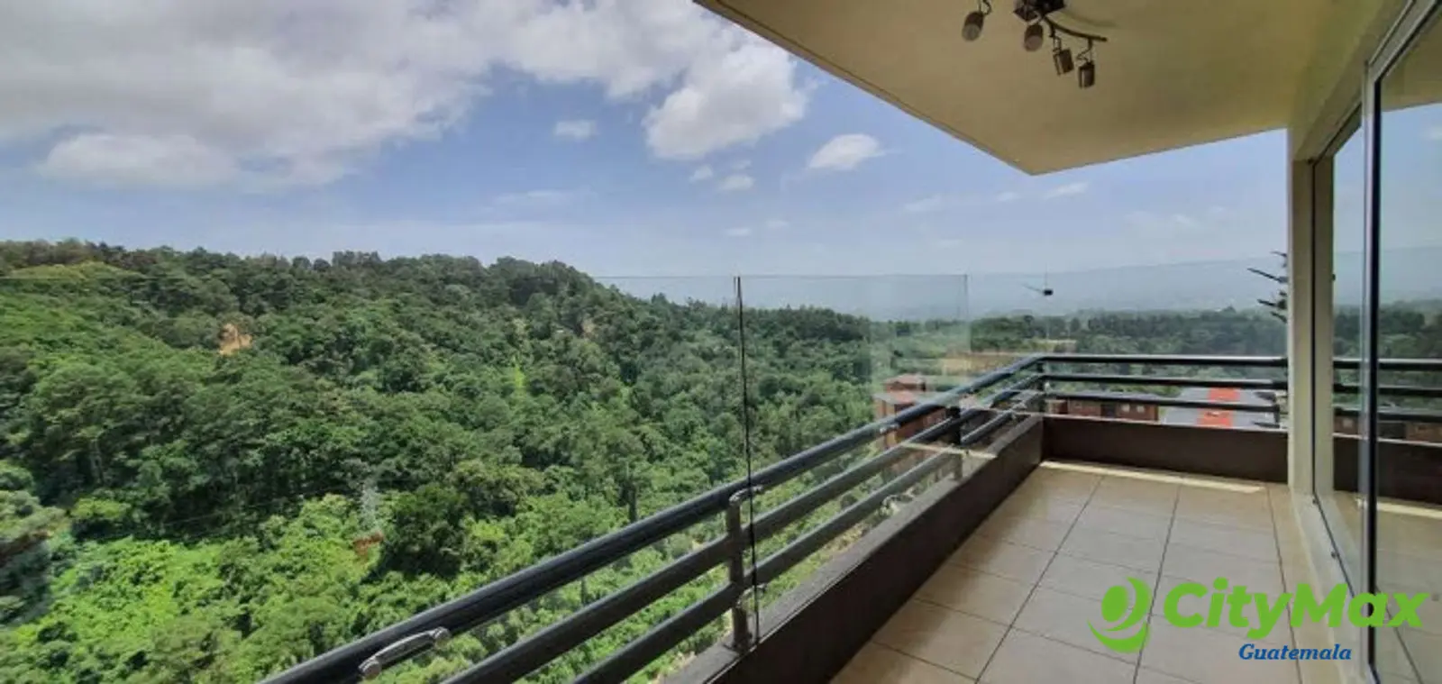 Apartamento en venta en la Zona 16 - foto 2