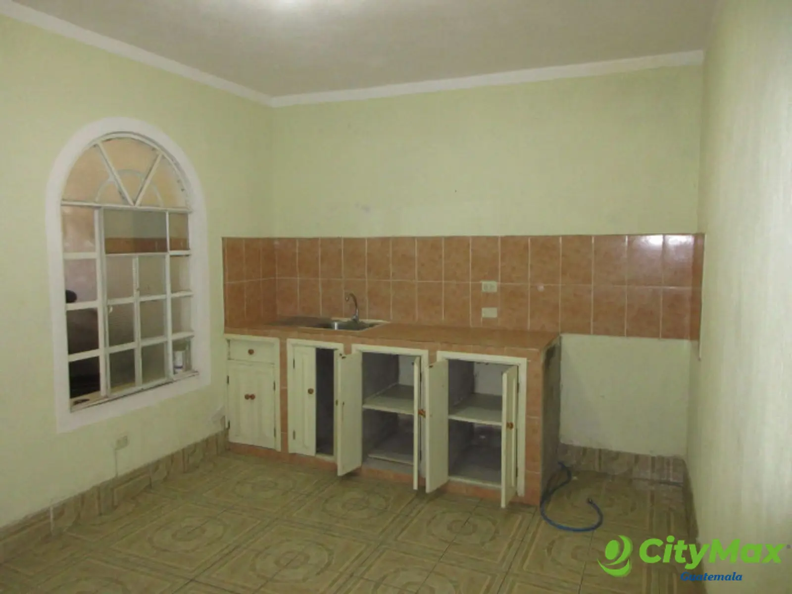 Casa en Venta bien Ubicada en Boca Del Monte. - foto 6