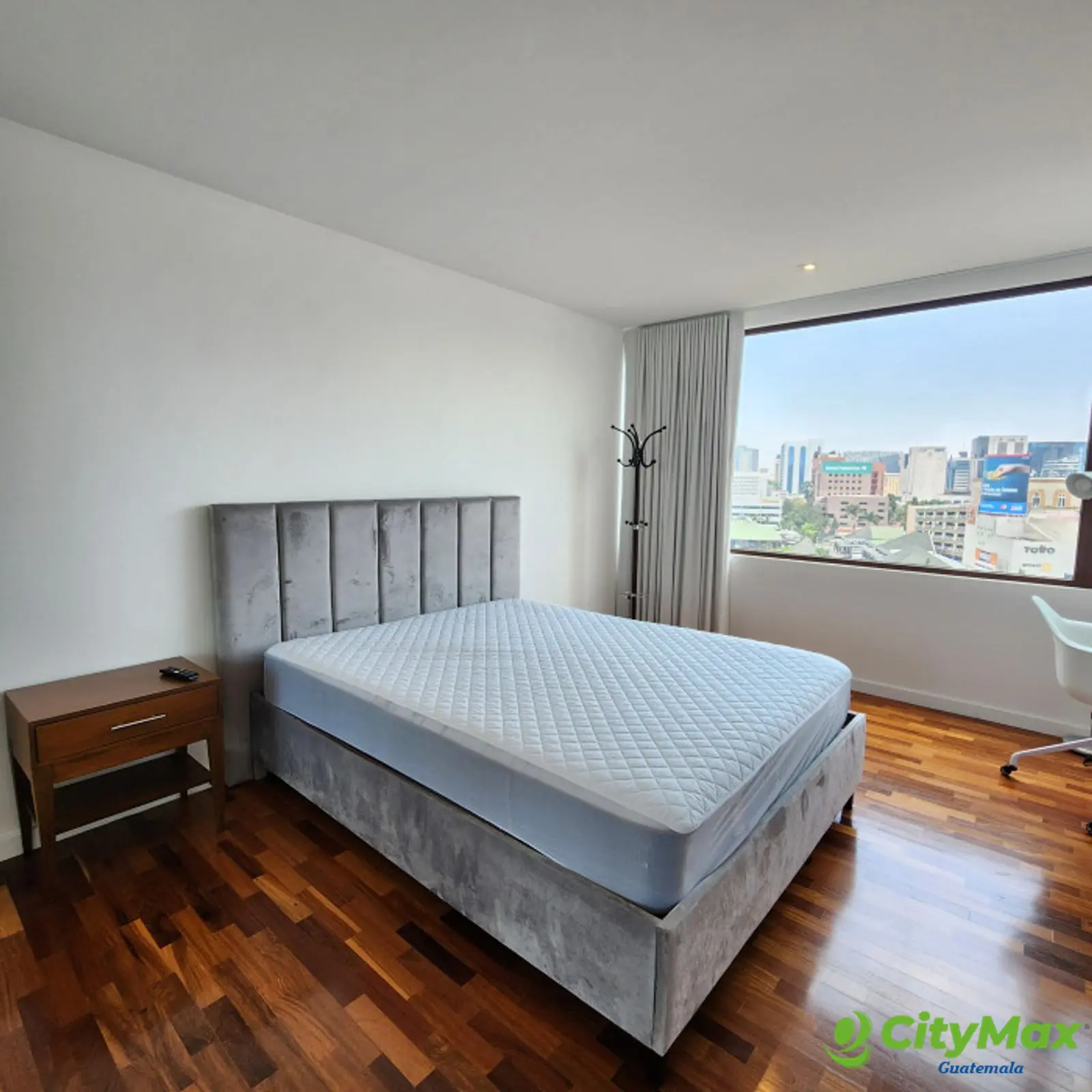 Apartamento Amueblado renta de 3 habitaciones zona 10 - foto 19