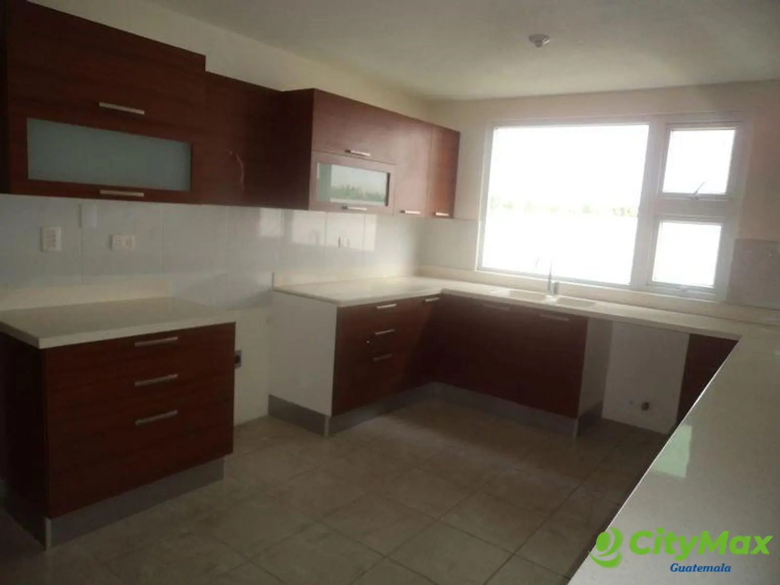 HERMOSA CASA en venta KM 17.5 Carretera a El Salvador - foto 8