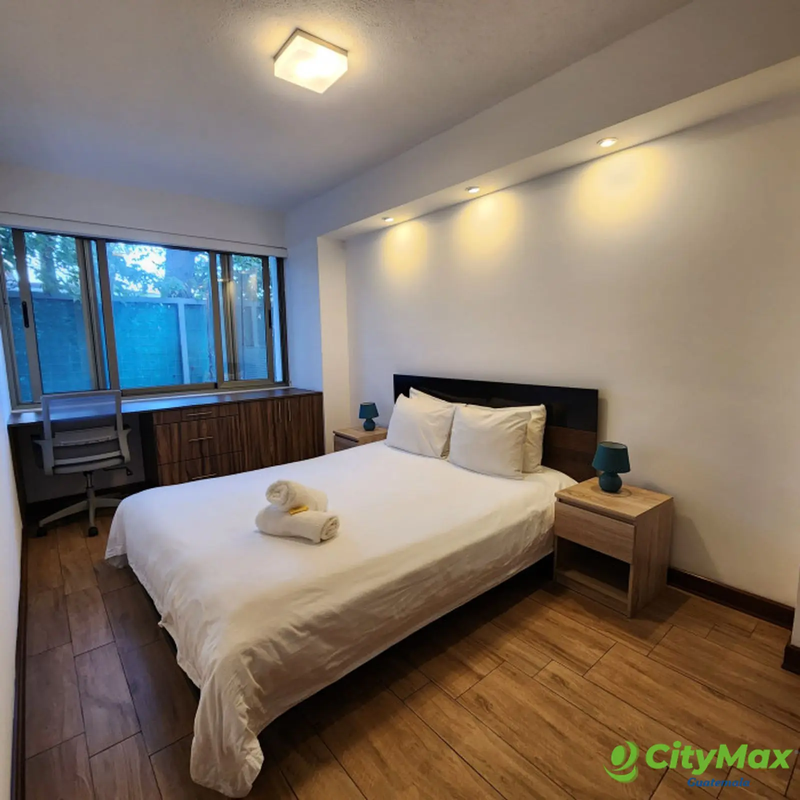 Apartamento Amueblado en renta en Zona 14 - foto 3