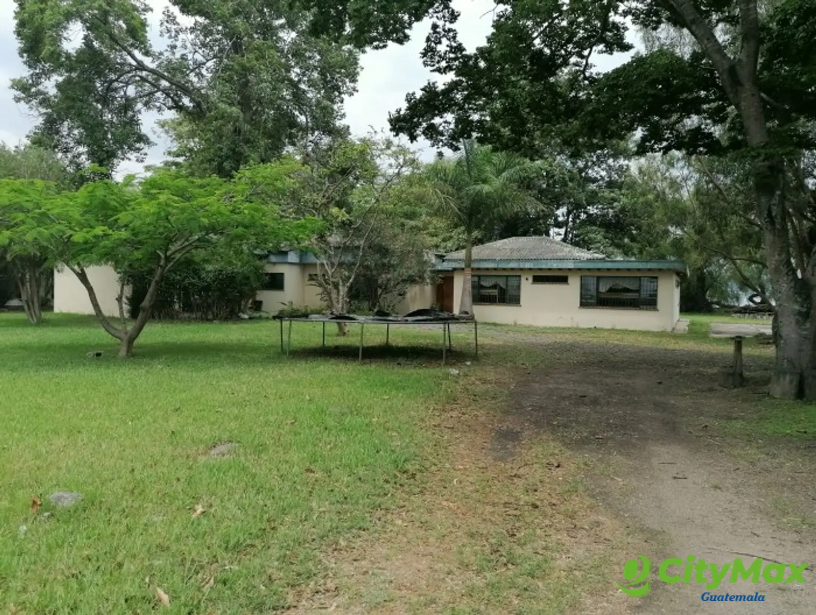 Venta Chalet terreno grande Amatitlan 10000 vrs - foto 11