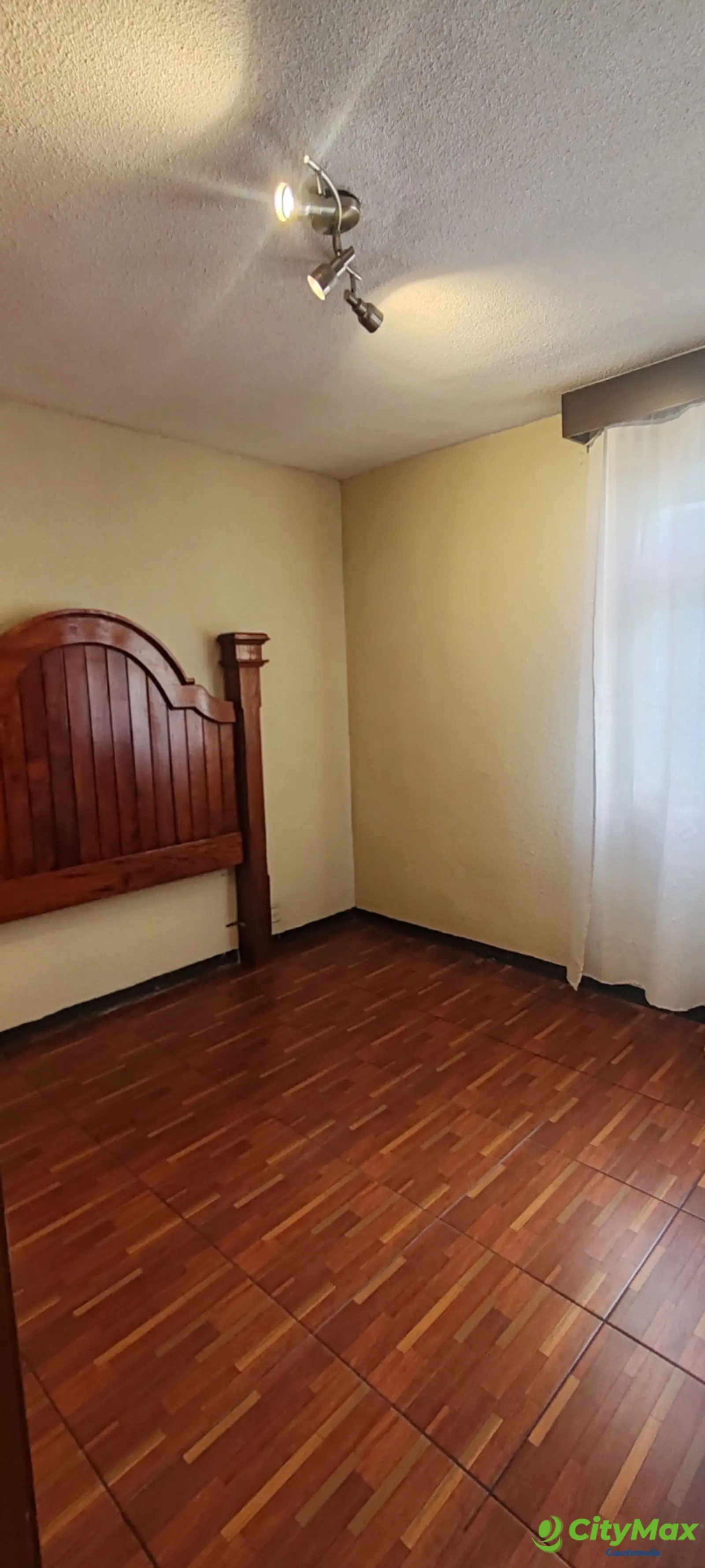 Hermosa Casa en Venta en Colinas de Monte Maria Sur!!!! - foto 12