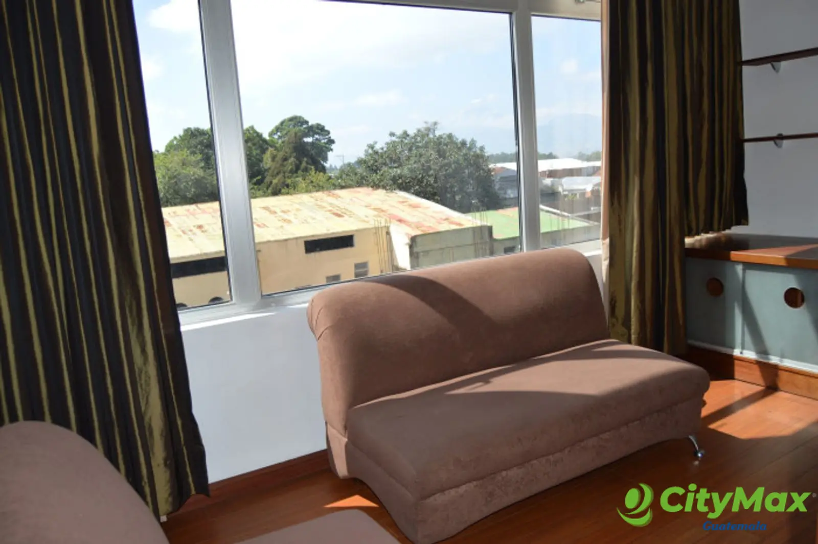 En Renta apartamento Amueblado en zona 13 Americas - foto 6