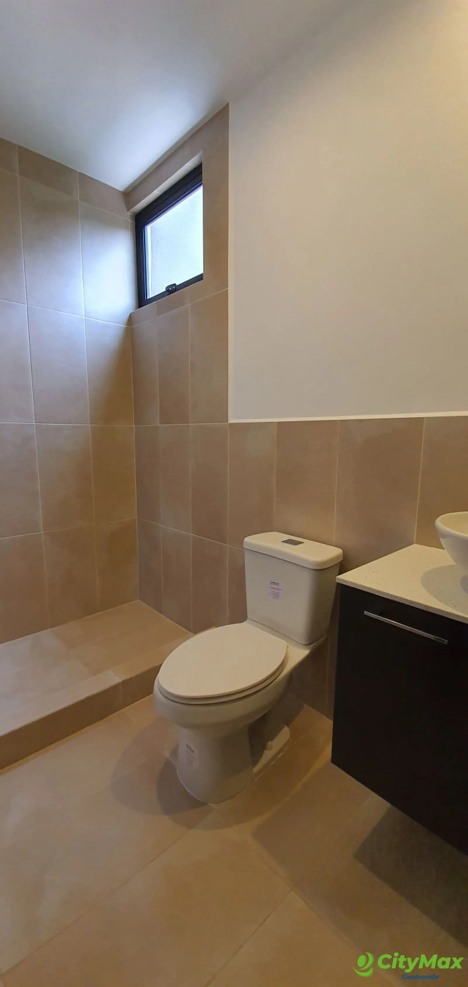 Apartamento en venta en Kanajuyu Zona 16 - foto 11