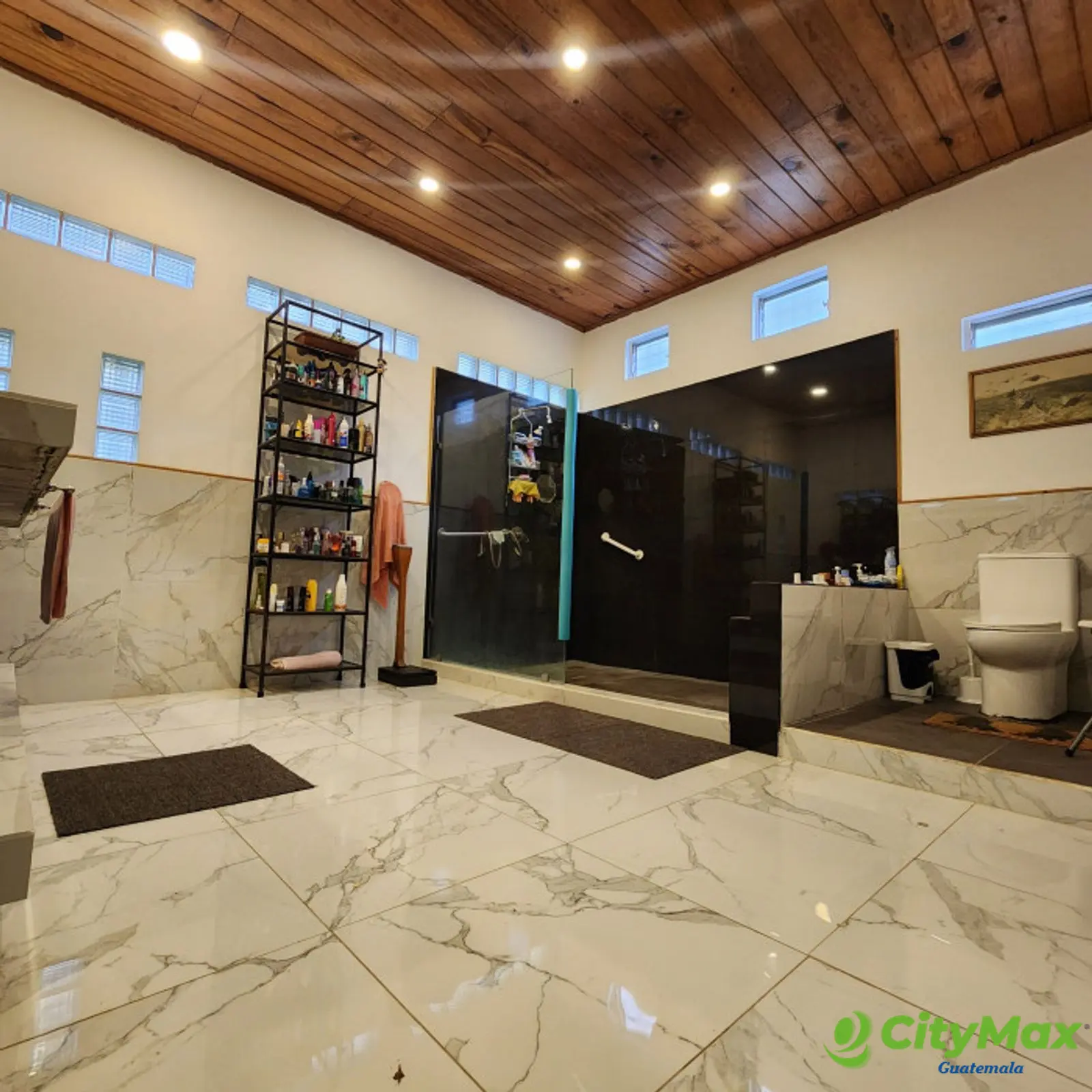 Exclusiva Casa en Venta en Arrazola Ciudad Guatemala - foto 27