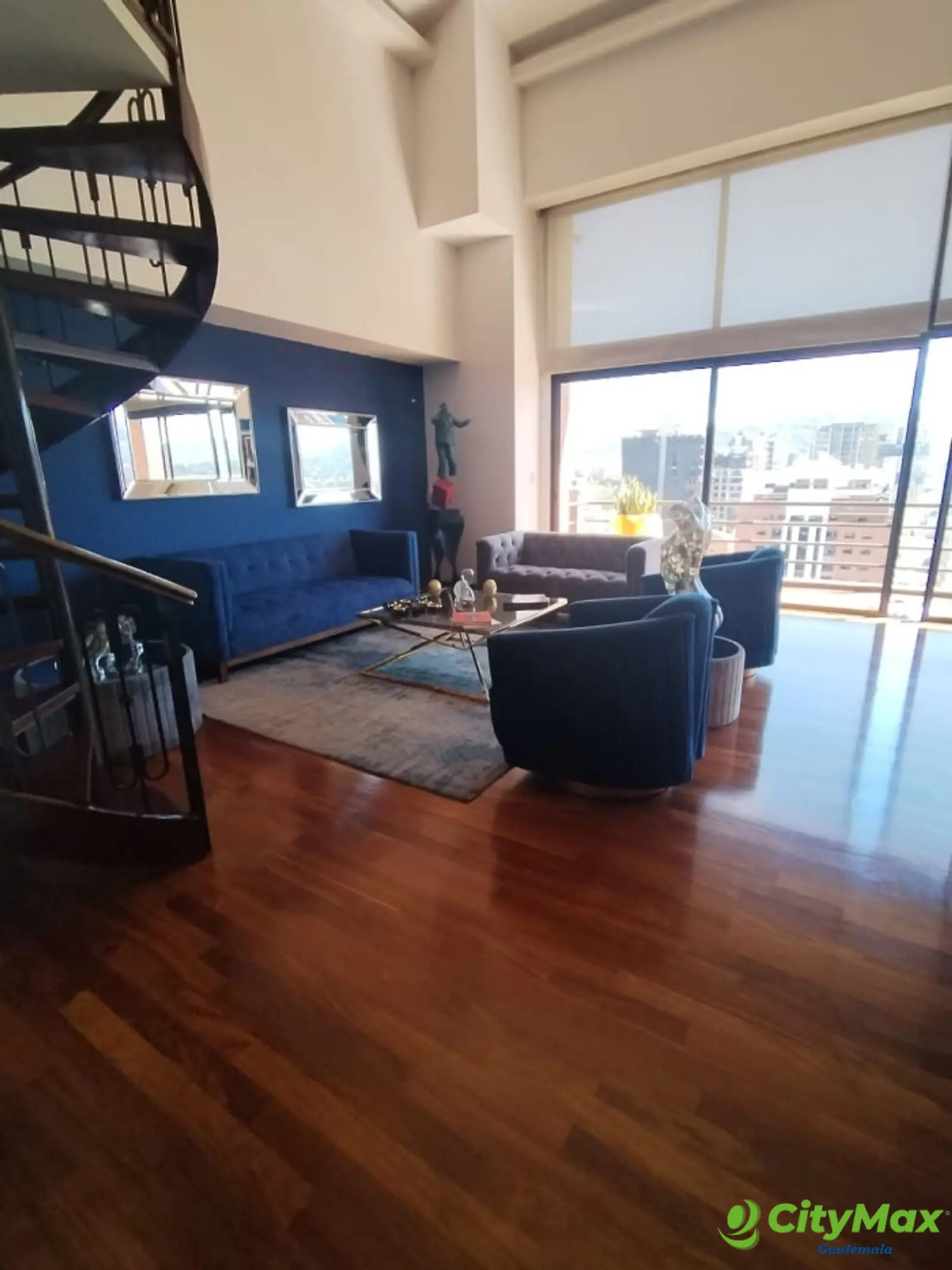 En venta Penthouse zona 10 Guatemala - foto 6