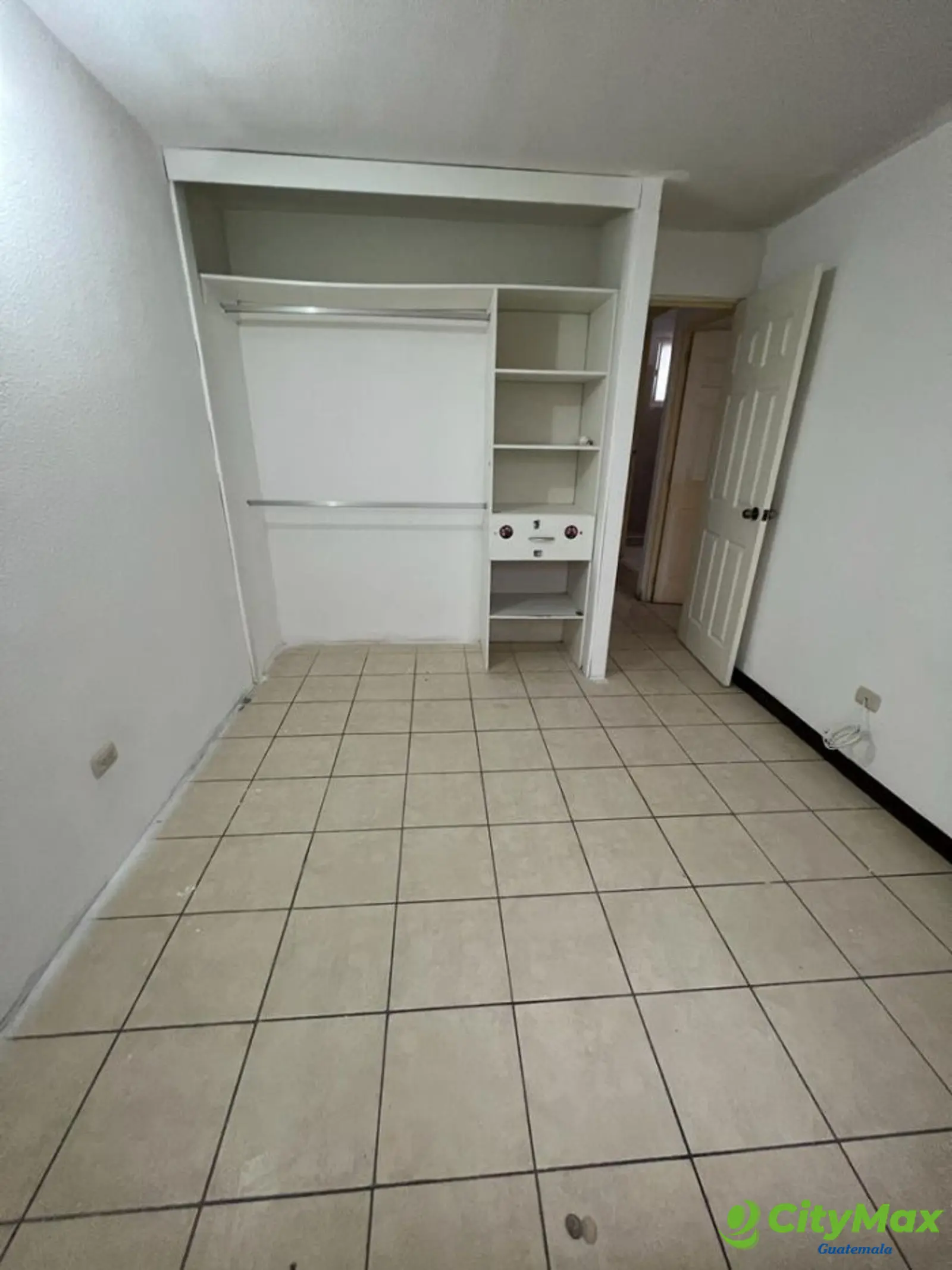 Casa En Venta En Alameda de Santa Clara Villa Nueva - foto 11