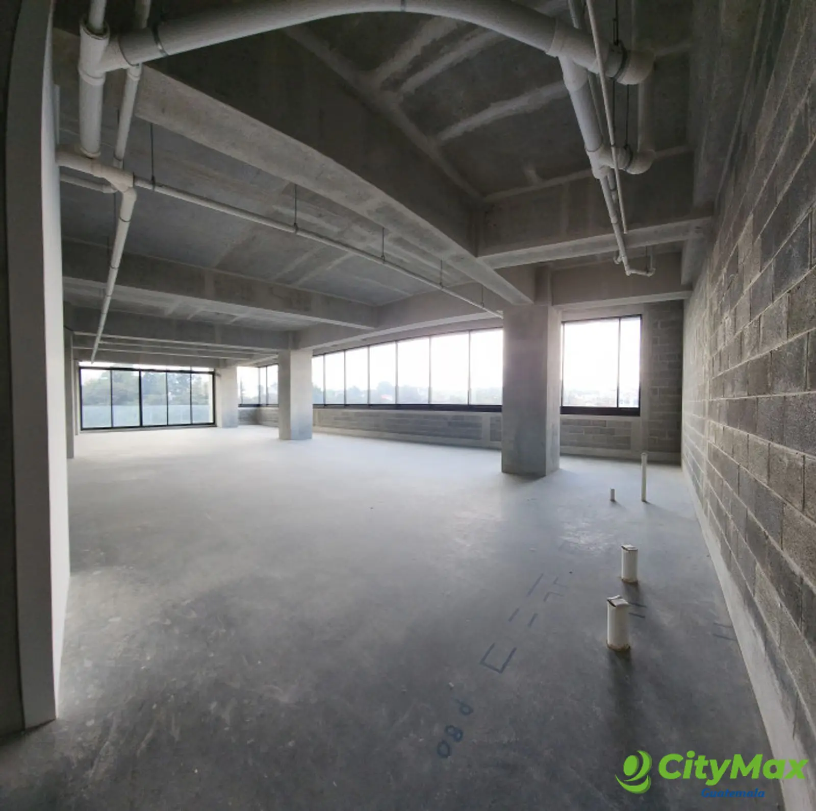 Oficina en Renta en de 305 mts2 Zona 15 Edificio Spazio - foto 7