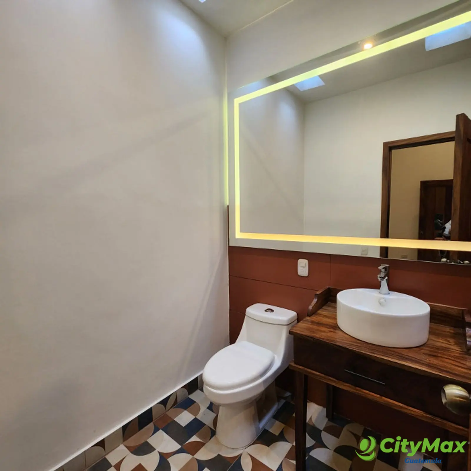 Hermosa casa en venta en Antigua Guatemala - foto 15