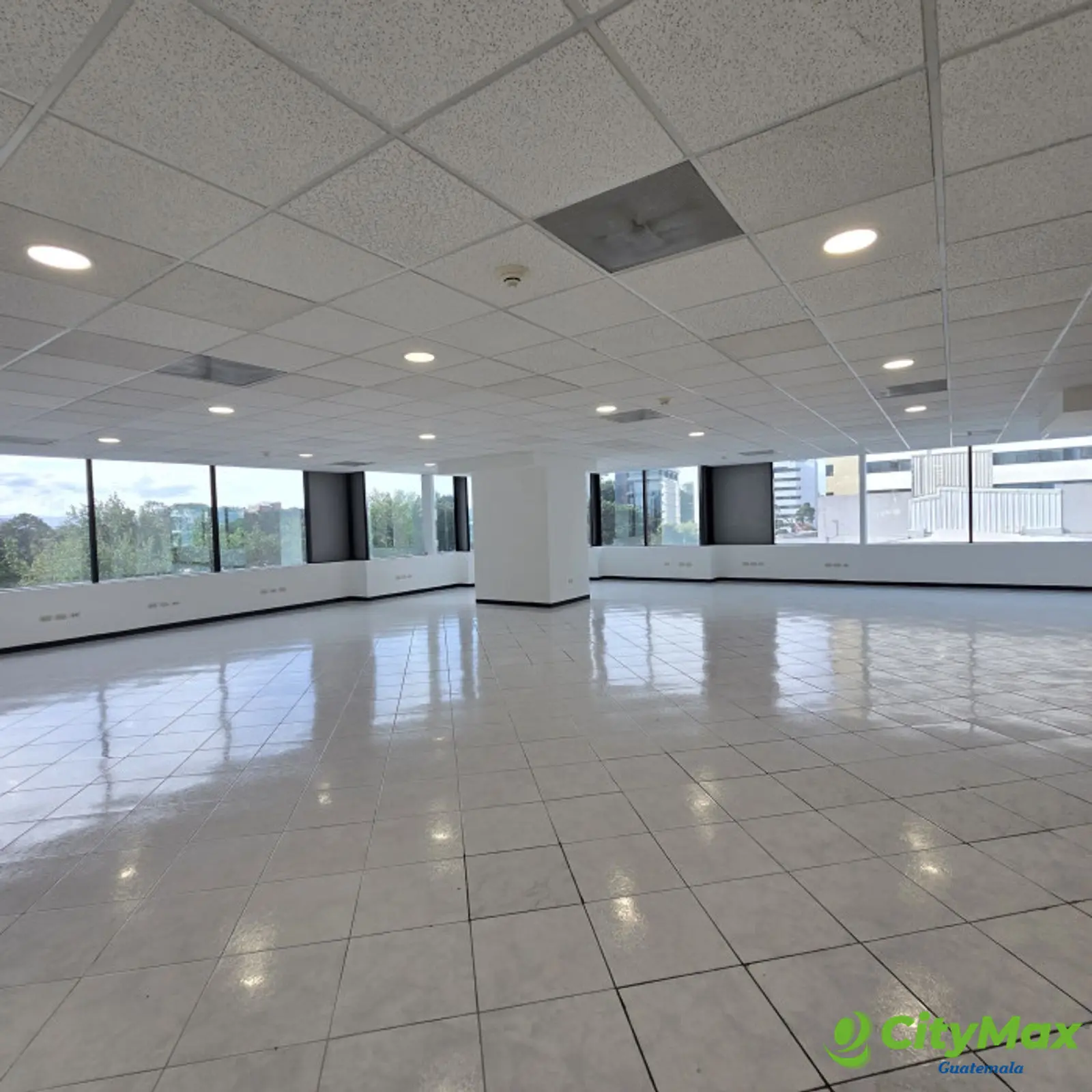 En renta en zona 14 Guatemala Oficina Comercial - foto 18