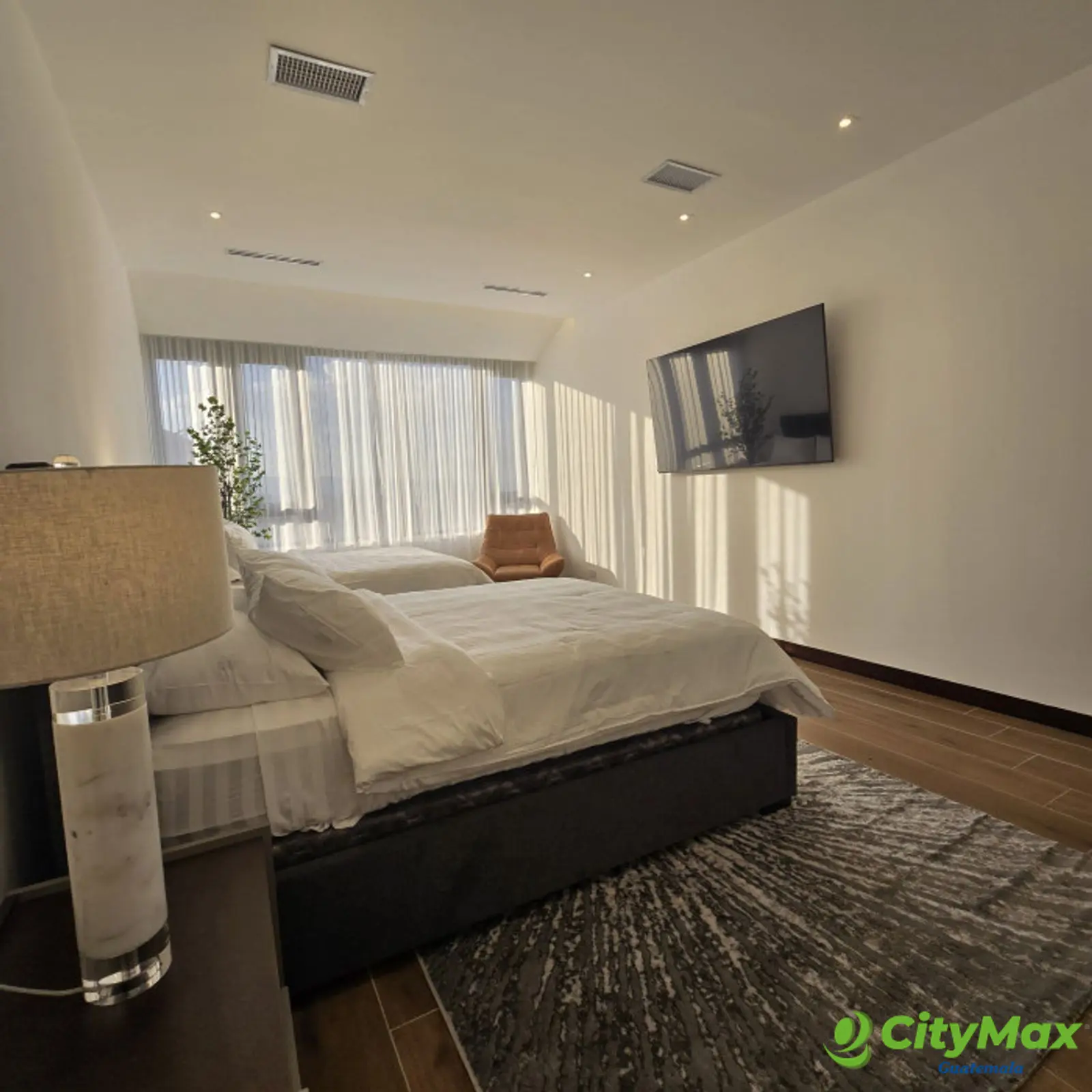 Penthouse de lujo Amueblado en Venta Zona 10 Guatemala - foto 11