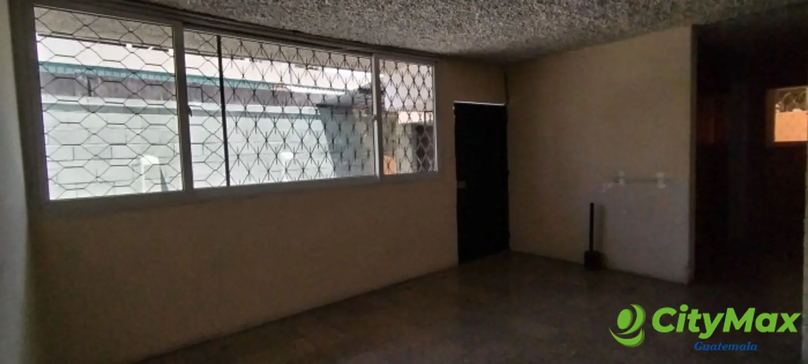 Casa en renta sobre la San Juan zona 7 para Oficina  - foto 9