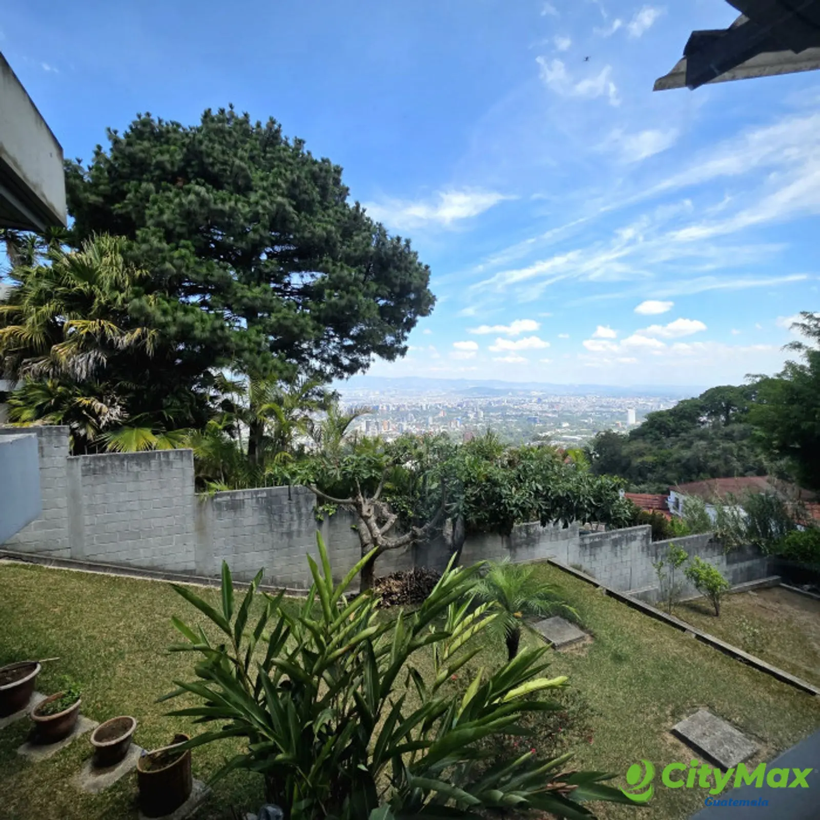 Espectacular Casa en Venta cercana Zona 15 Guatemala - foto 15