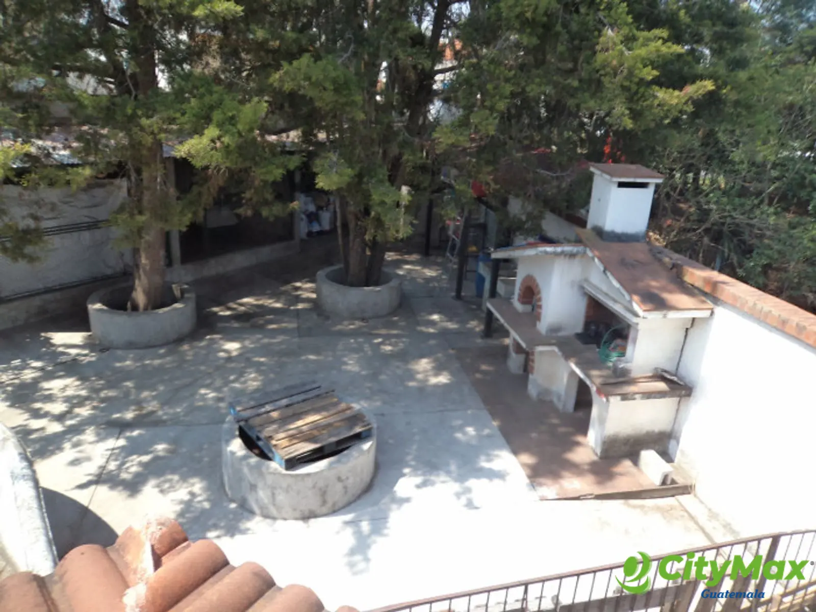 Casa en Venta dentro de garita En Zona 17 - foto 2