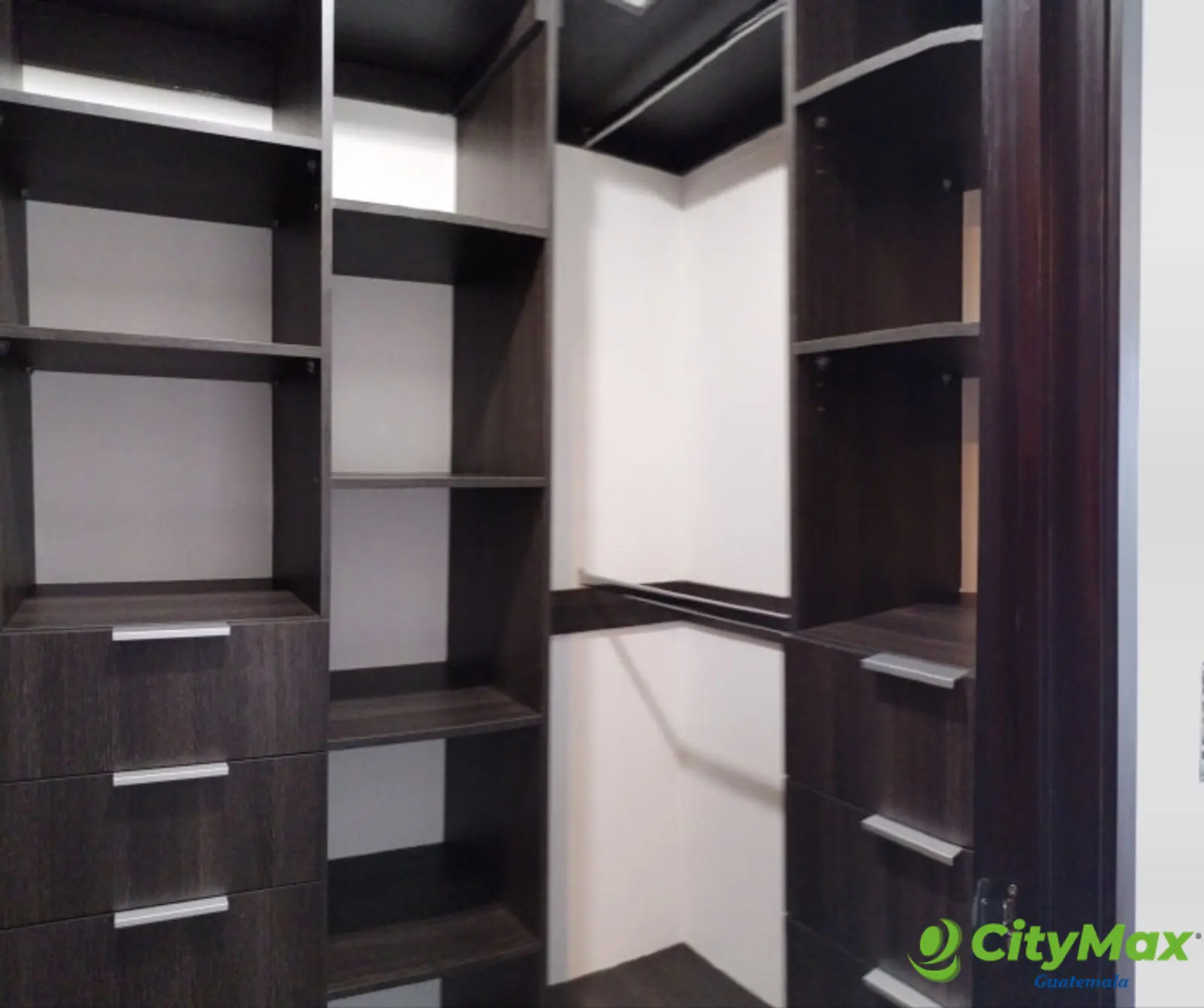 Apartamento en Renta en Zona 10 Edificio Verona - foto 10