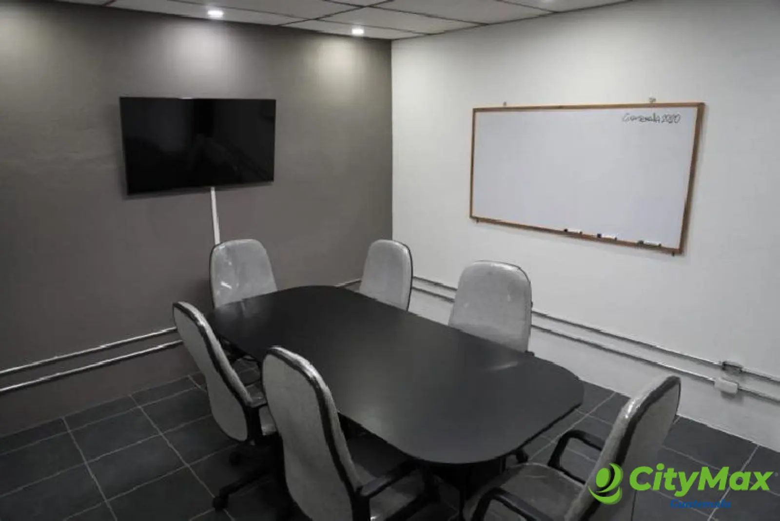 OFICINA DENTRO DE COWORKING, CALZADA ROOSEVELT - foto 3