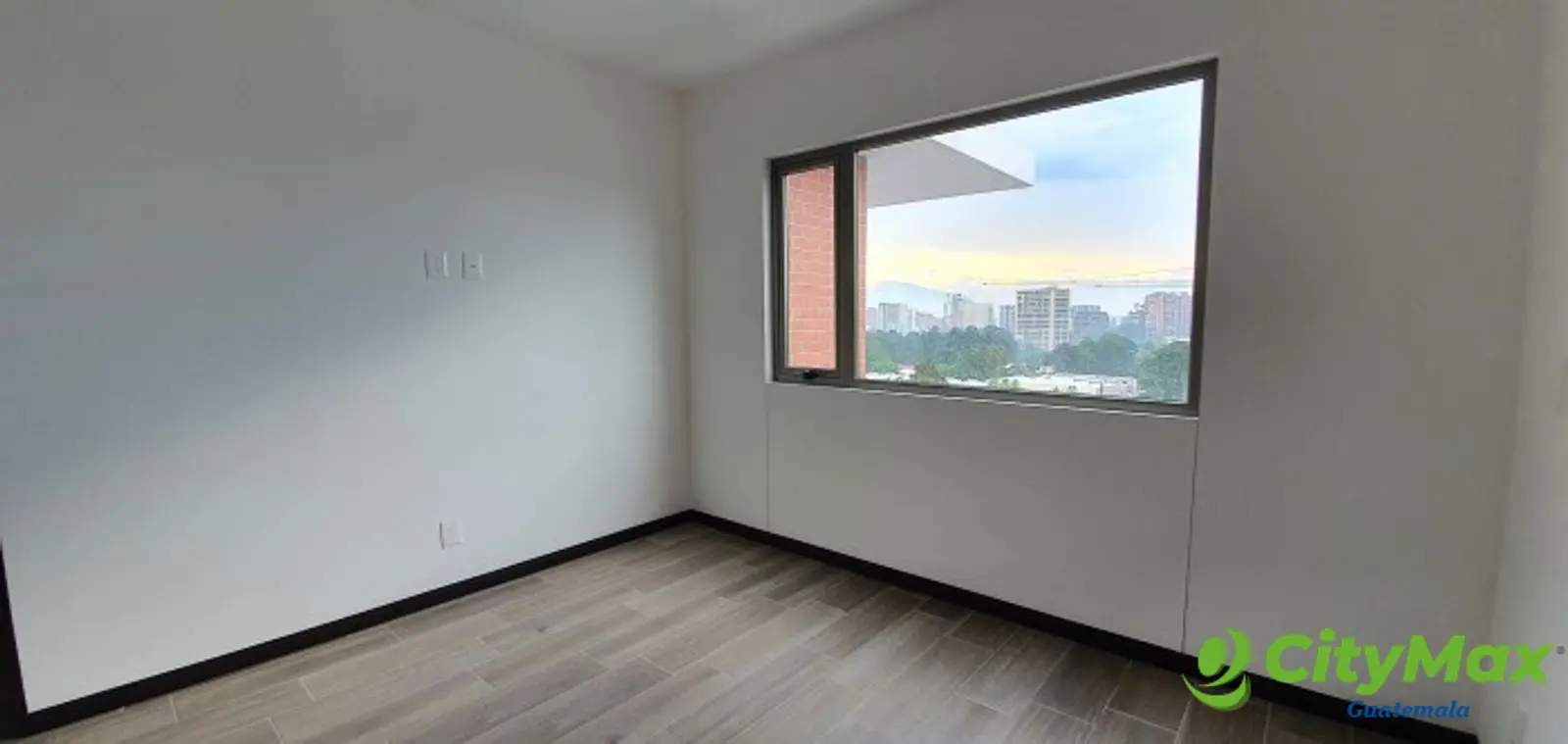 Apartamento en Venta en zona 14 sector La Villa - foto 4