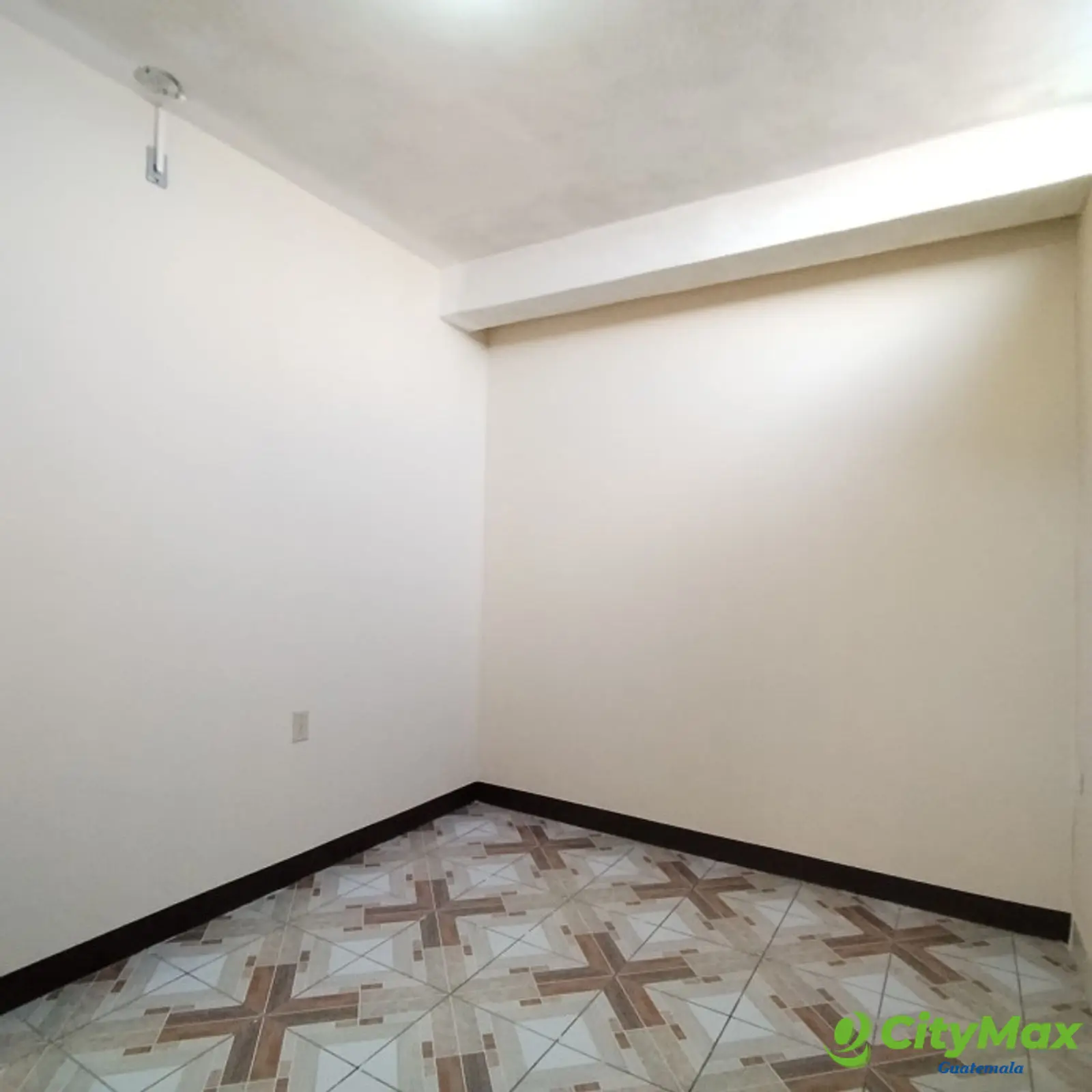 Casa para oficinas en zona 1 - foto 3