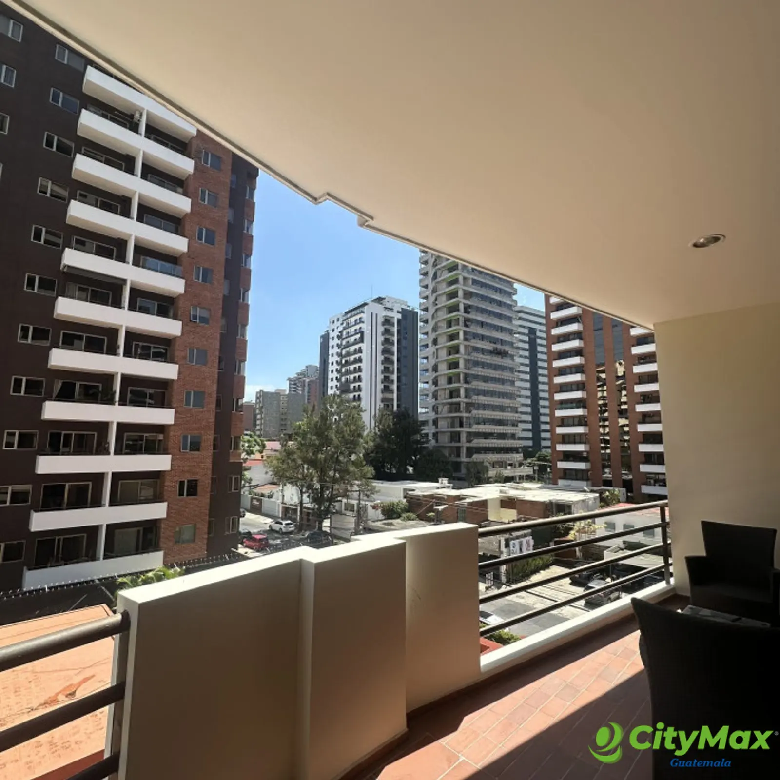 En Venta y Renta Apartamento en Edificio de Zona 14 - foto 12