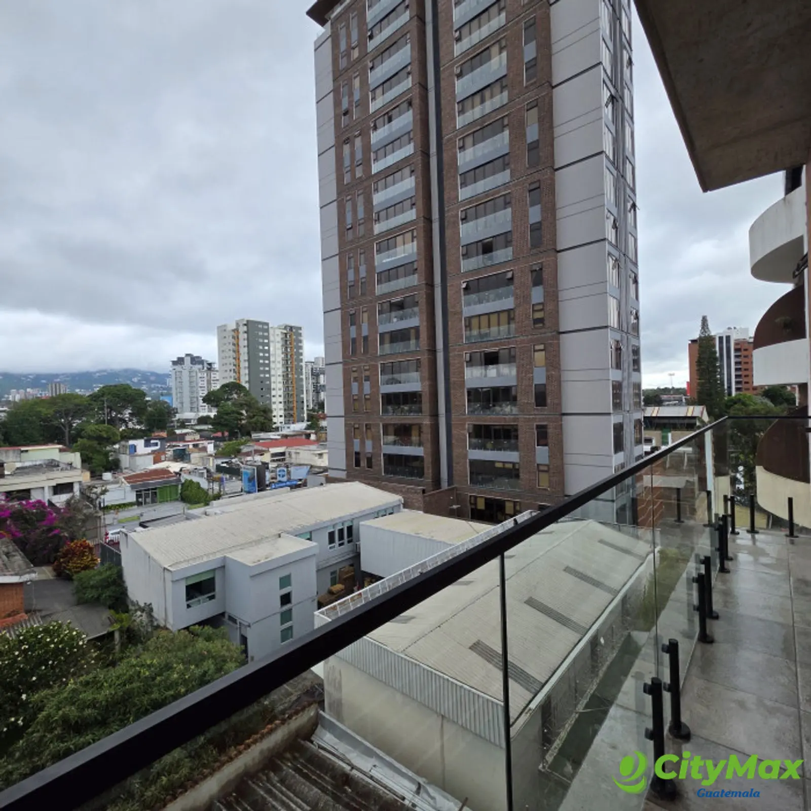Apartamento nuevo en renta Kona Zona 10 Guatemala - foto 5