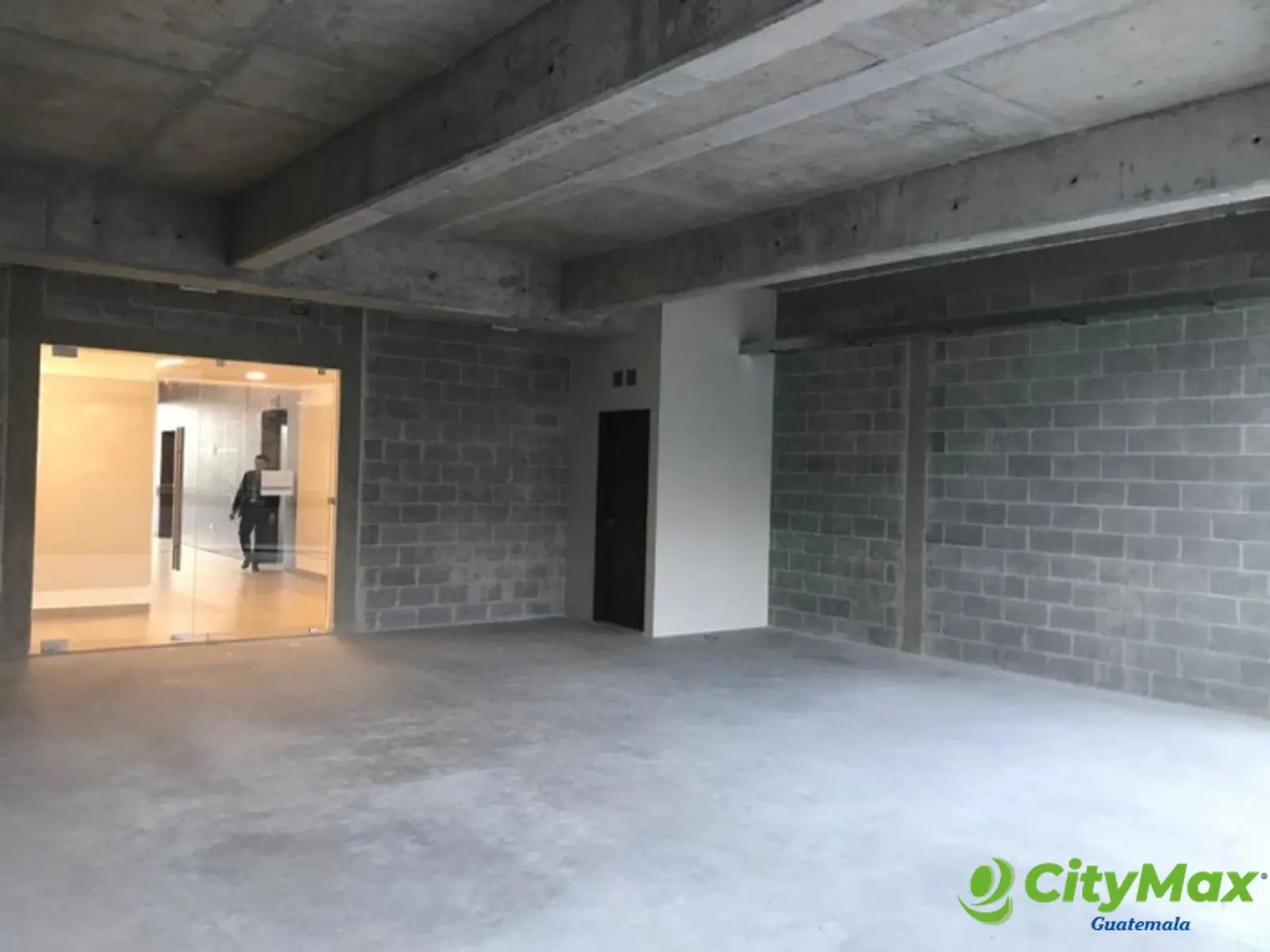 Oficina Renta o Venta Edificio Insigne Z.15 Guatemala - foto 8
