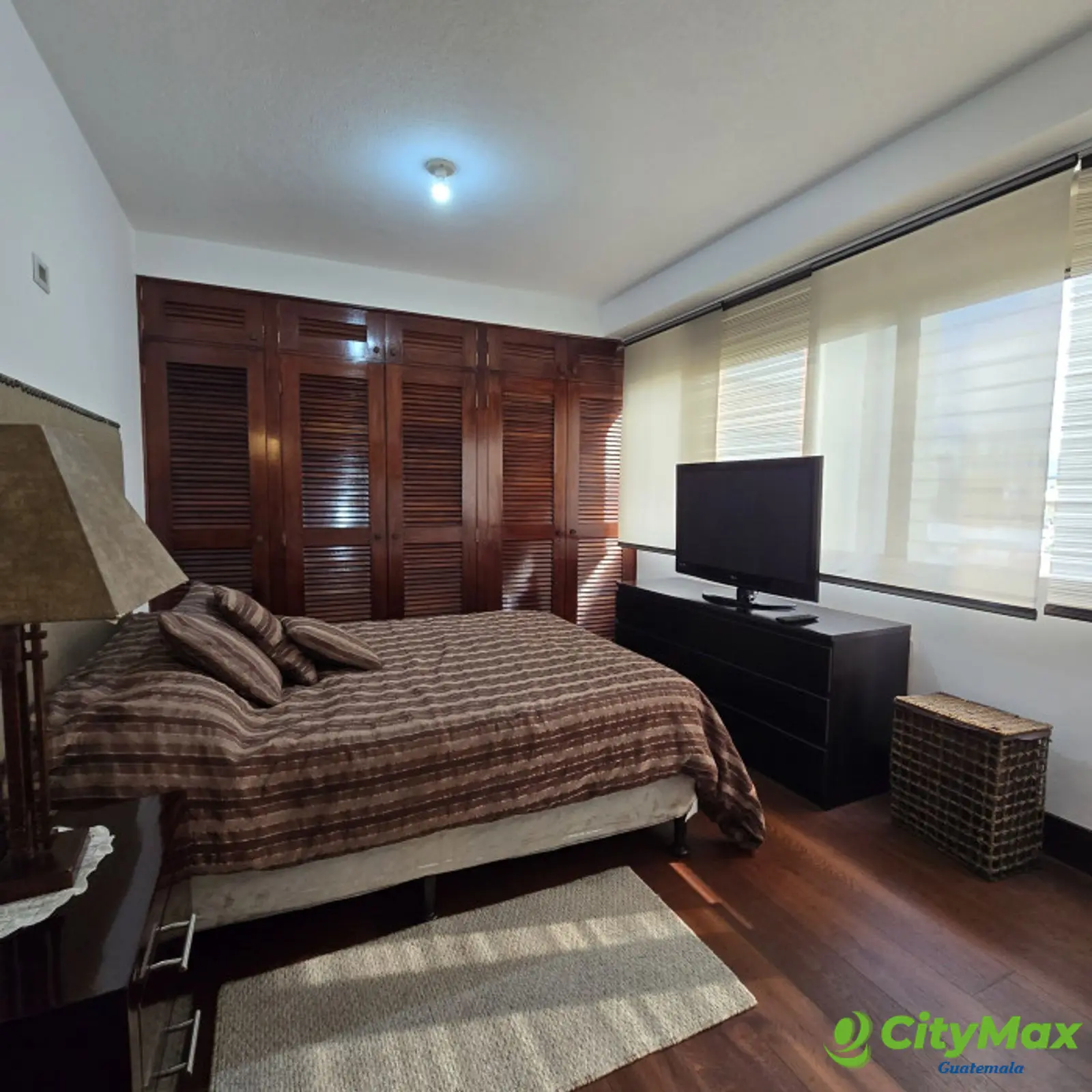 en Venta o Renta Apartamento amueblado en Zona 10 - foto 16