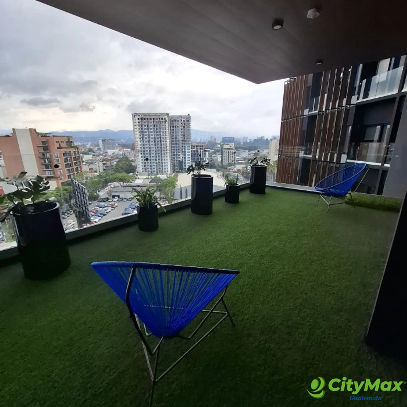 Apartamento en renta en edificio séptimo zona 4 Guate - foto 9