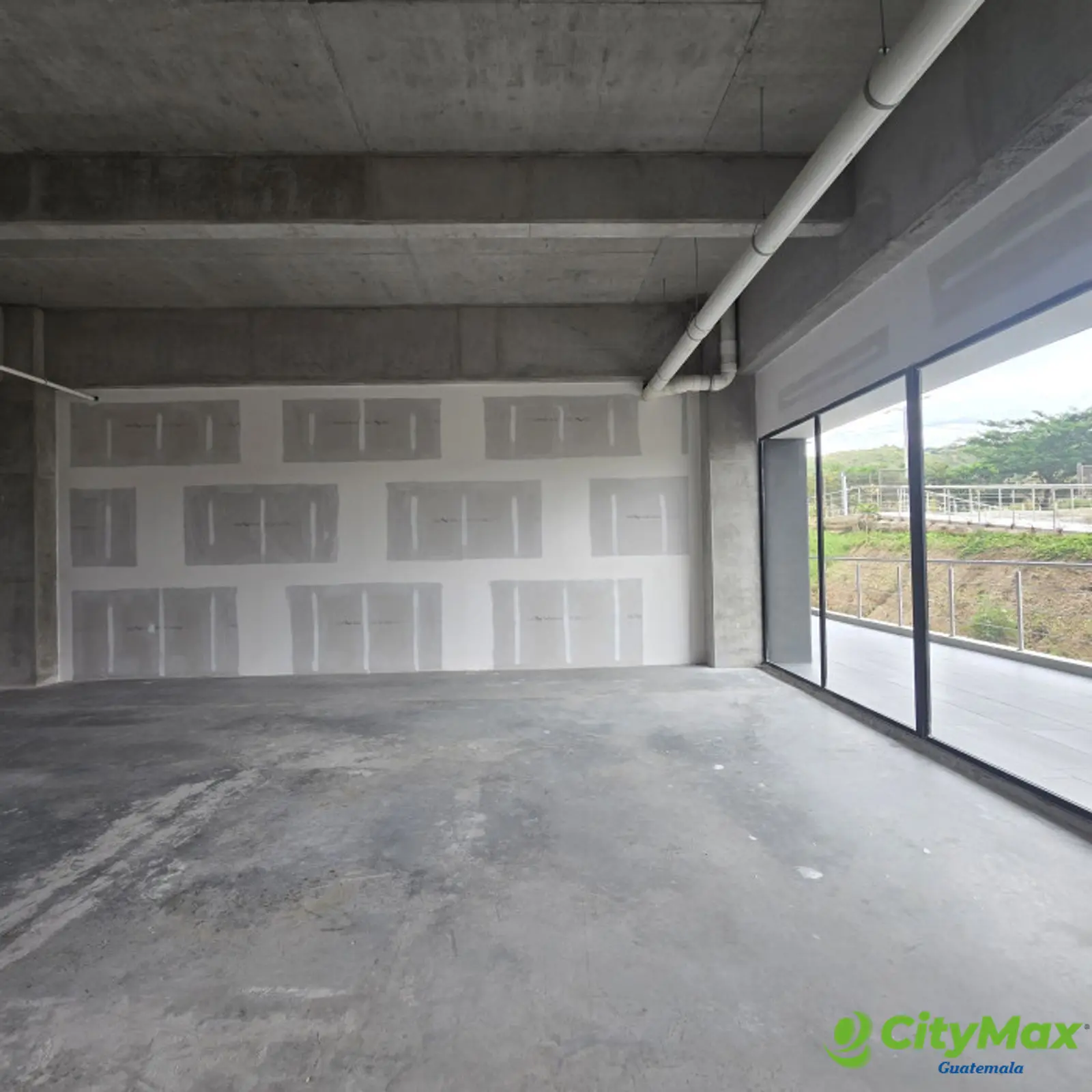 Local Comercial en alquiler en Villa Nueva Guatemala - foto 2
