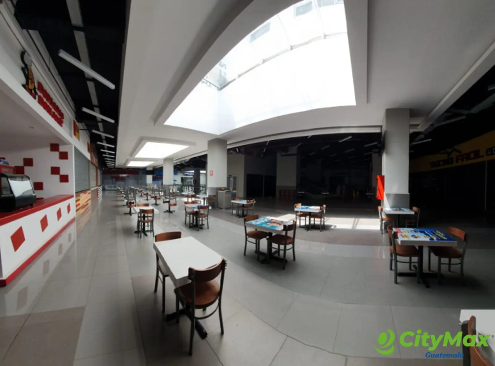 Local Comercial en renta zona 7 Calzada San Juan - foto 6