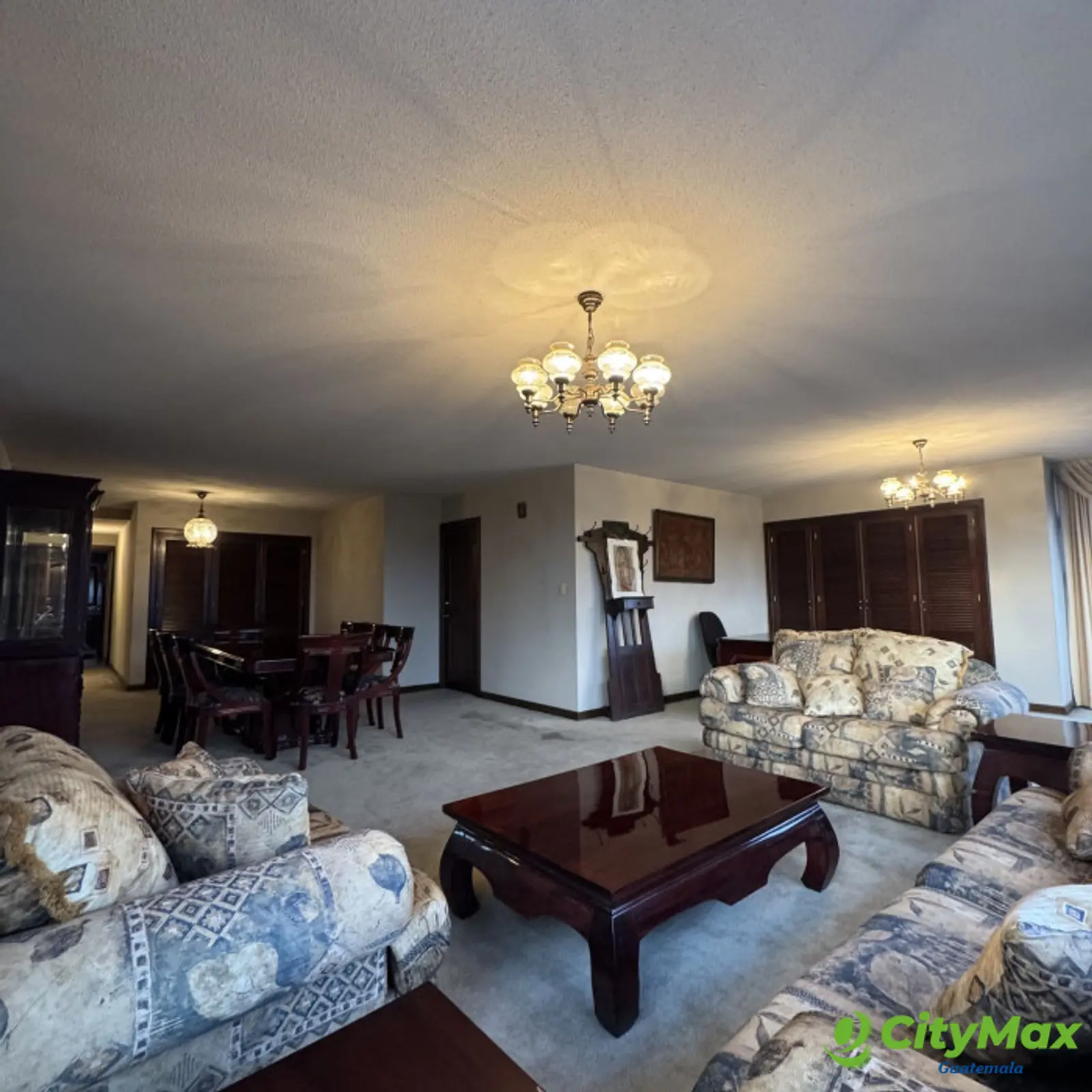 Apartamento en Renta zona 14 Avenida Las Americas - foto 3