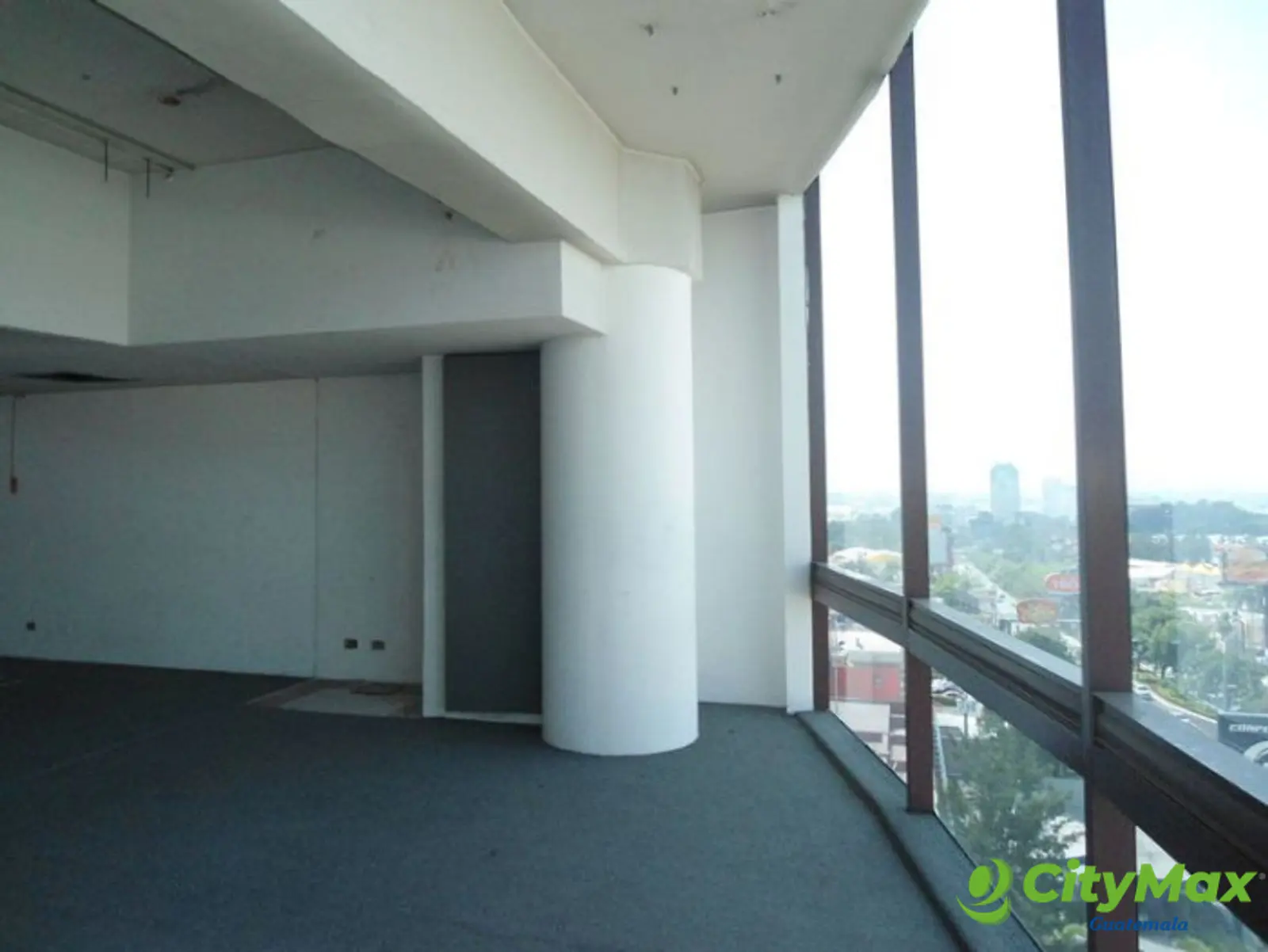 Oficina comercial en renta en zona 11 - foto 2
