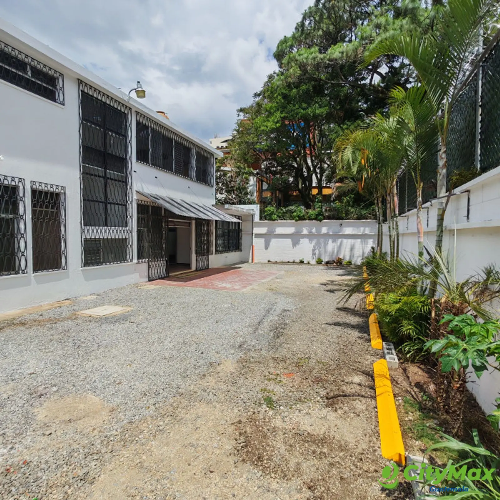 Casa ideal Oficinas en Renta zona 14 - foto 2