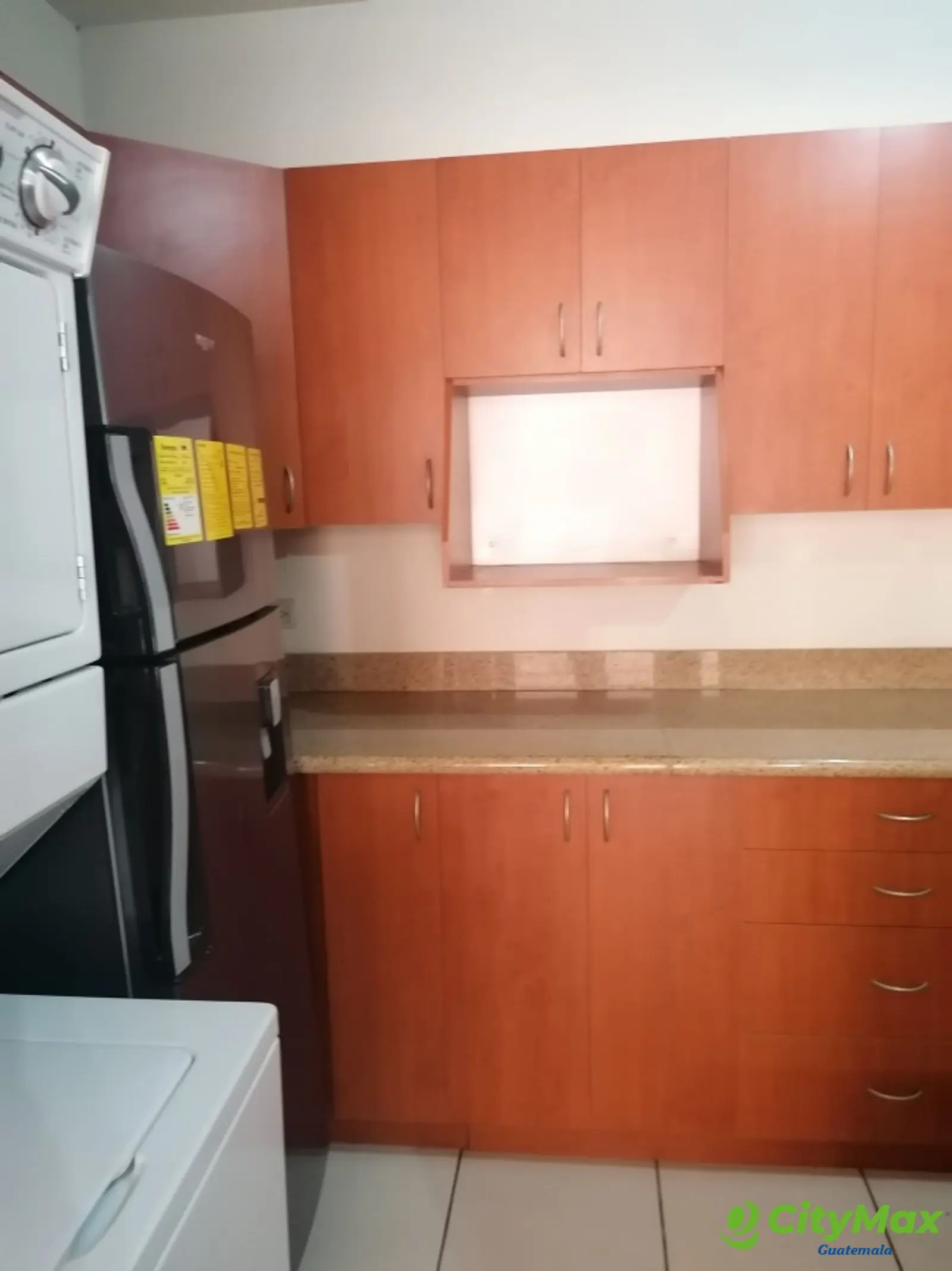 En venta apartamento con muebles rentado en zona 14 - foto 8