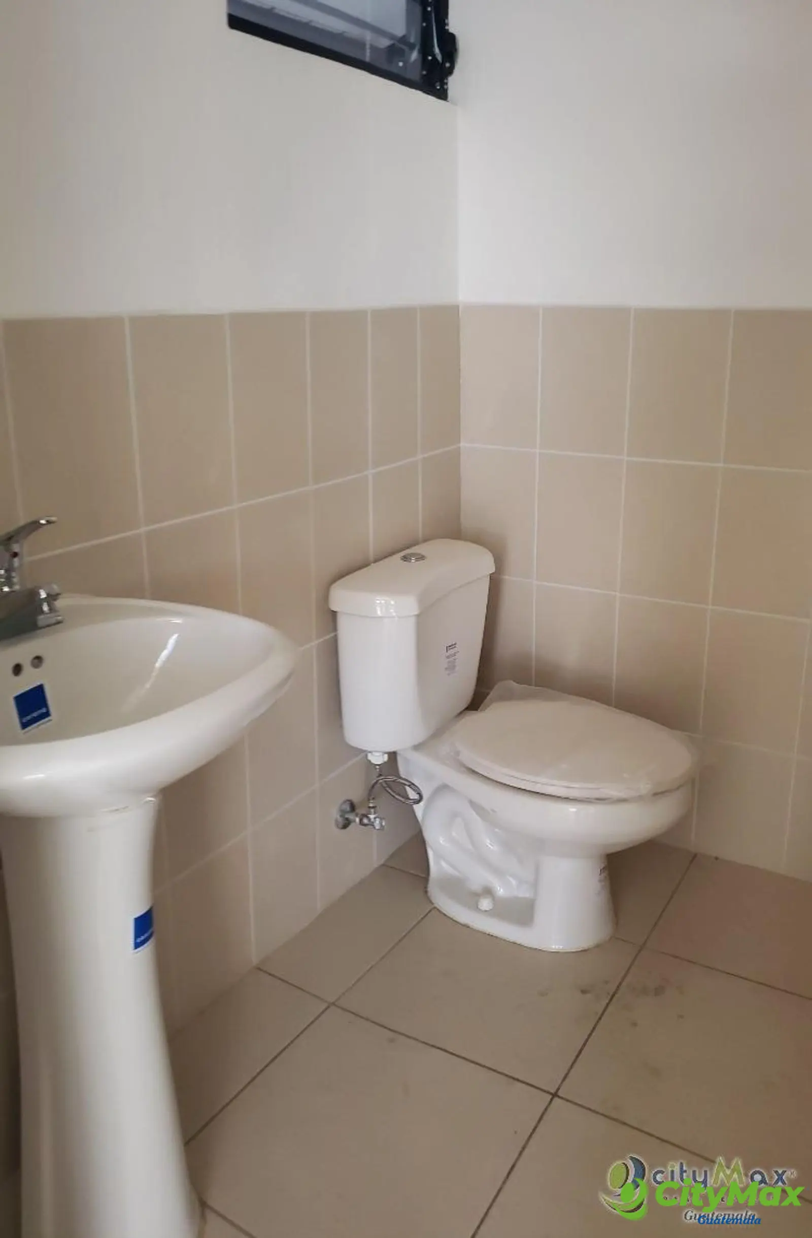 Ofibodega en venta en Quetzaltenango con 490 m2 totales - foto 7