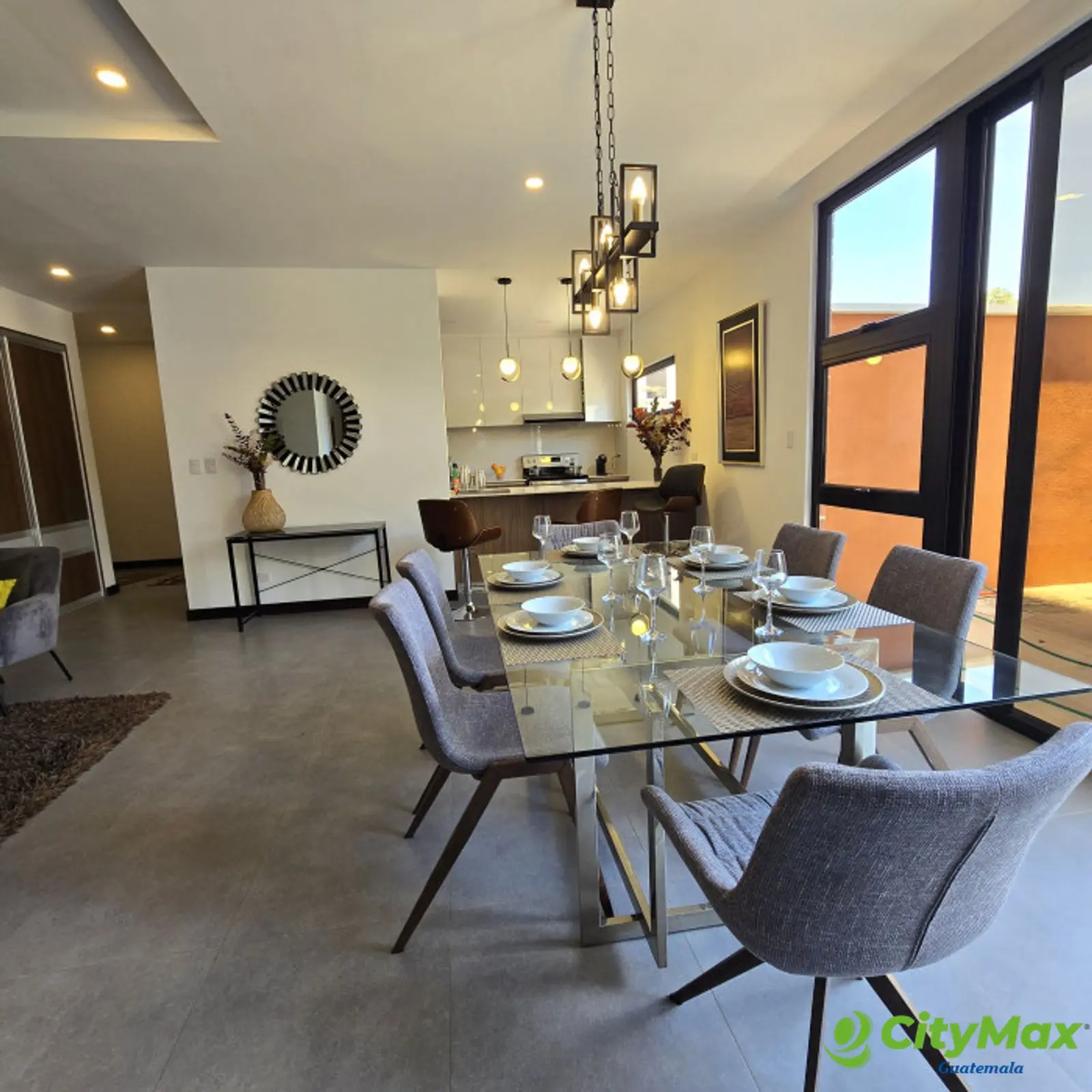 Apartamento en Venta con Jardín en Zona 15 - foto 4