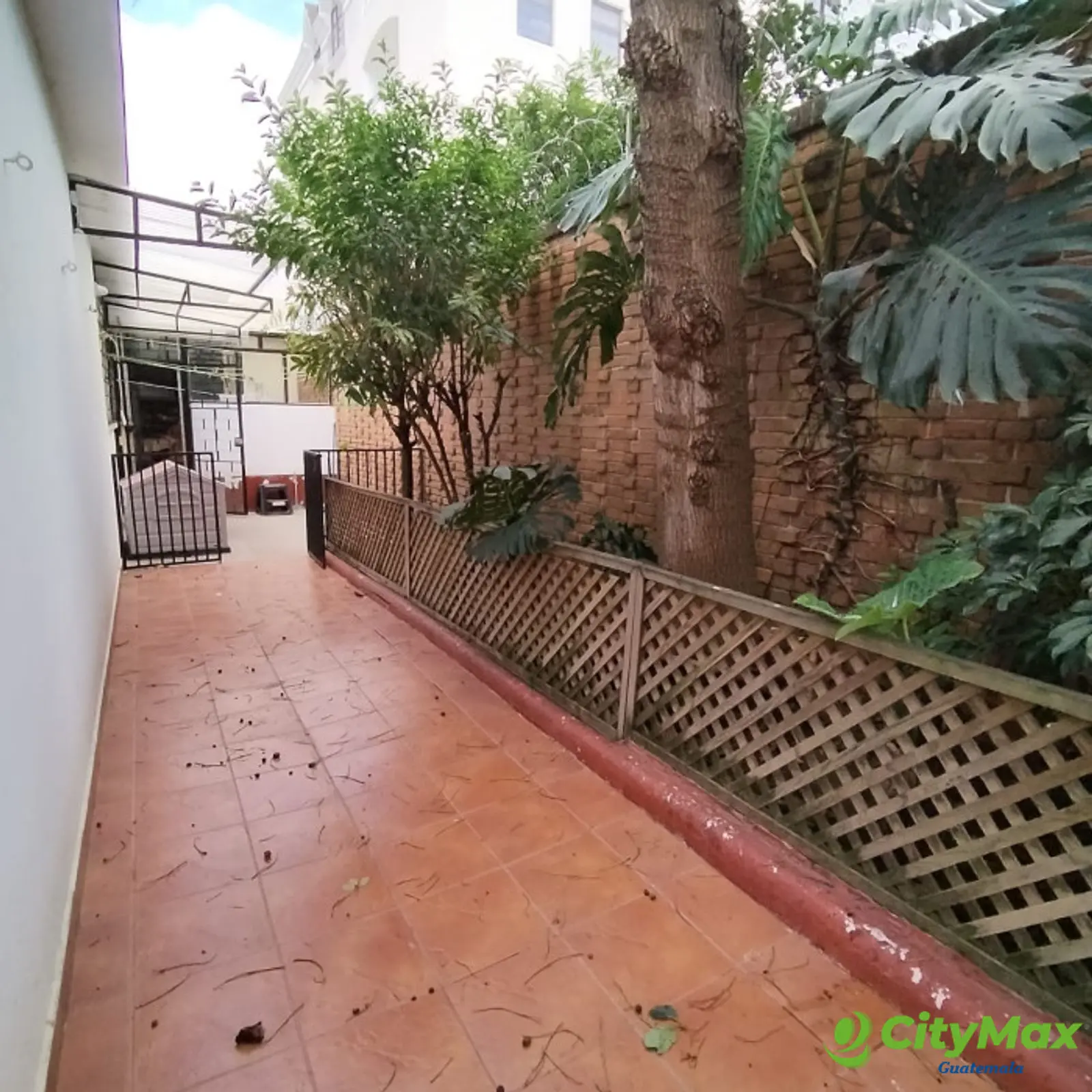 Casa en Renta Sector Médico fuera de garita en Zona 10 - foto 17