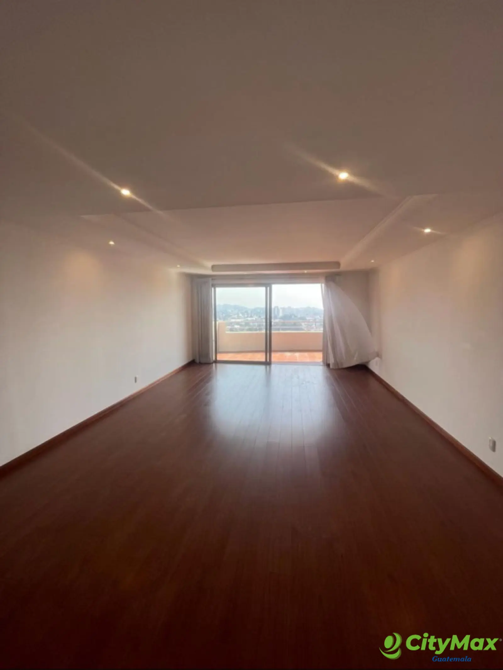 Renta de Apartamento en Zona 15 - foto 4